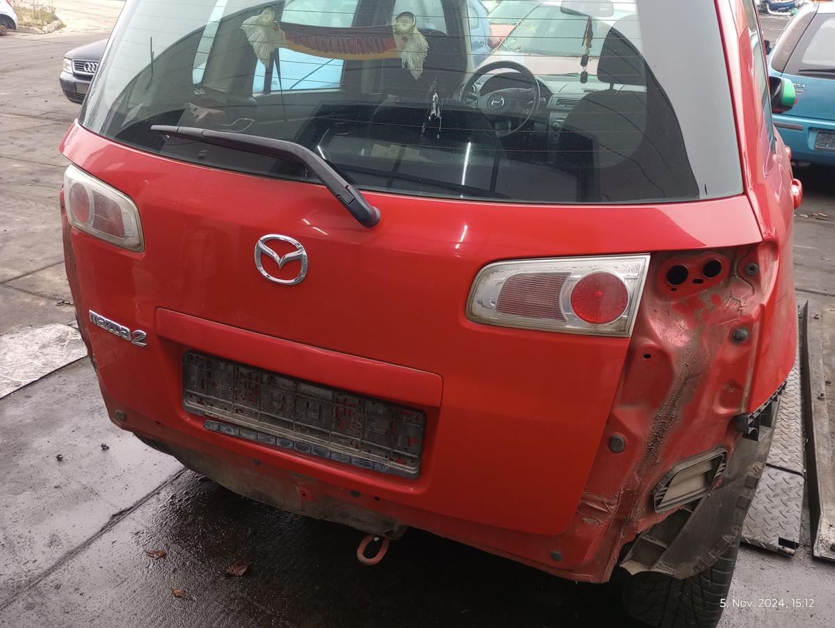 Mazda 2 DY orig Heckklappe mit Scheibe Kofferraum A3X Rot Facelift ab Bj 2005