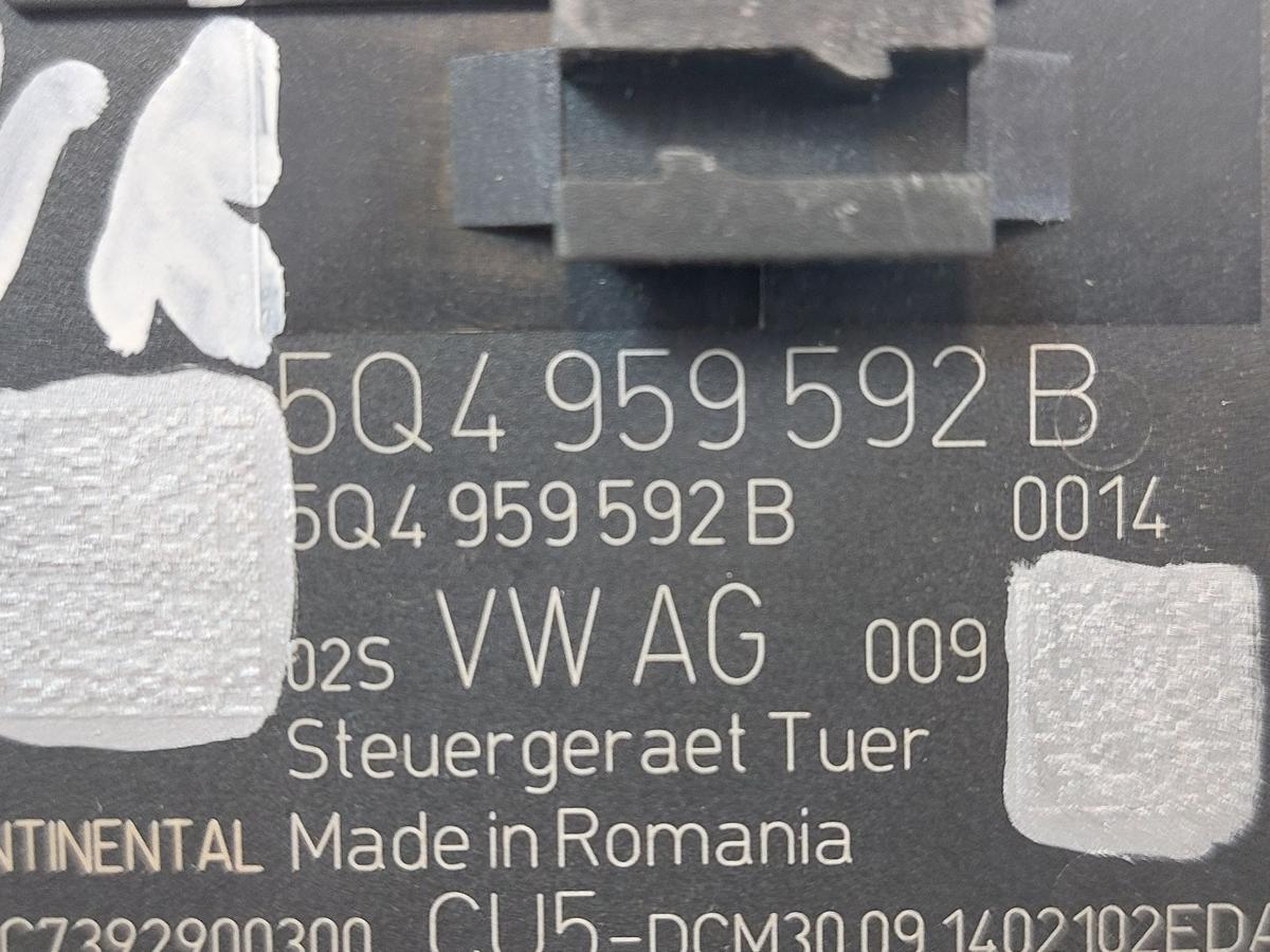 Skoda Octavia 5E Scout T&uuml;rsteuerger&auml;t vorn rechts 5Q4959592B