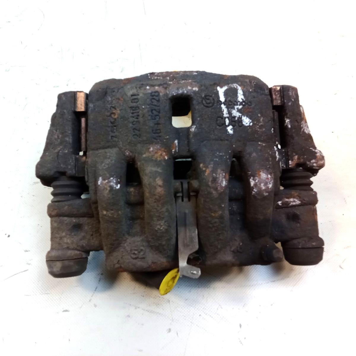 Peugeot Boxer 3 250 original Bremssattel Vorderachse rechts mit Tr&auml;ger Bj.2017