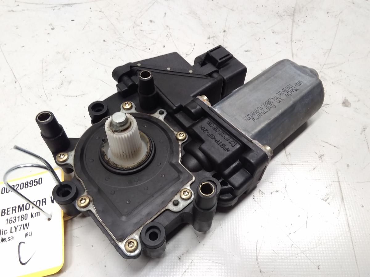 Audi A3 8L original Fensterhebermotor vorn rechts 8L3959802 BJ2001