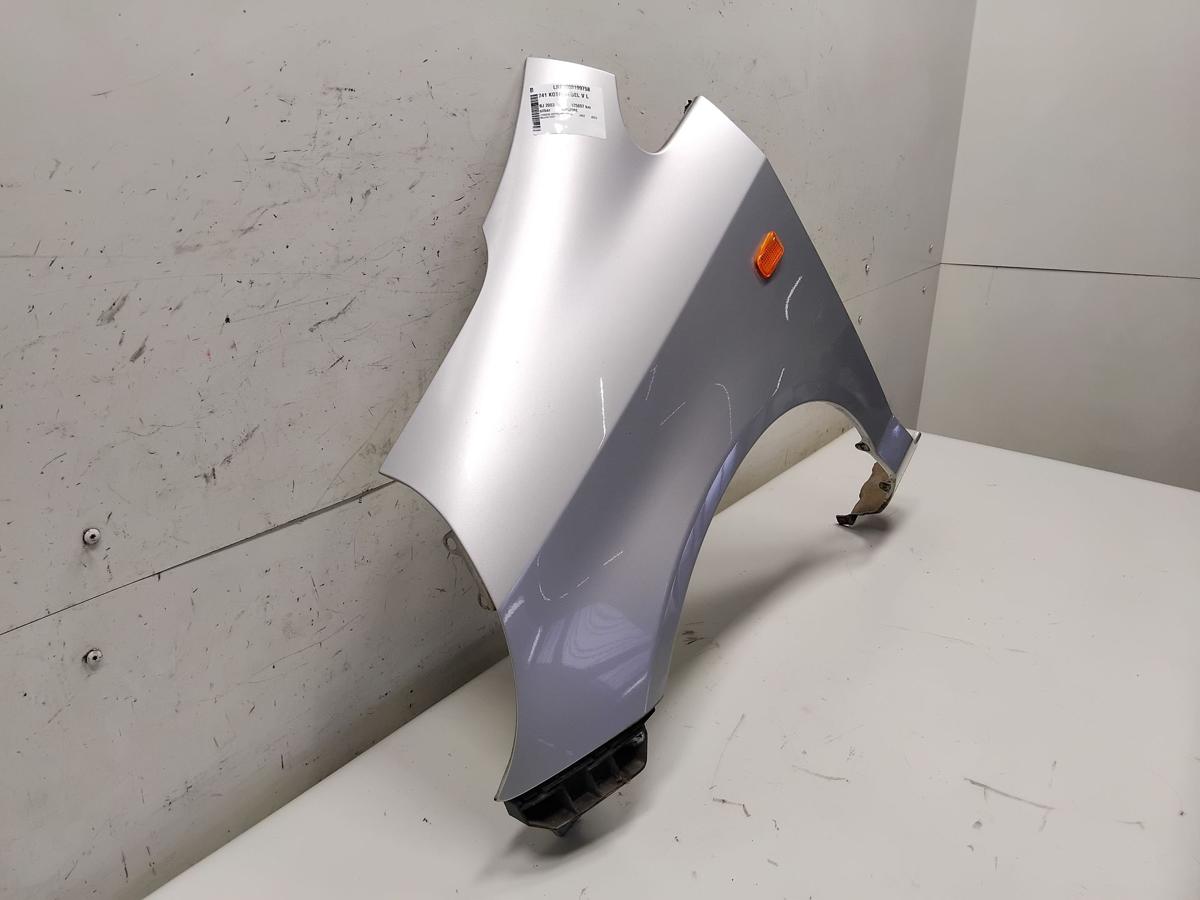 Honda Jazz GD original Kotfl&uuml;gel vorn links silber NH623M Bj.2003