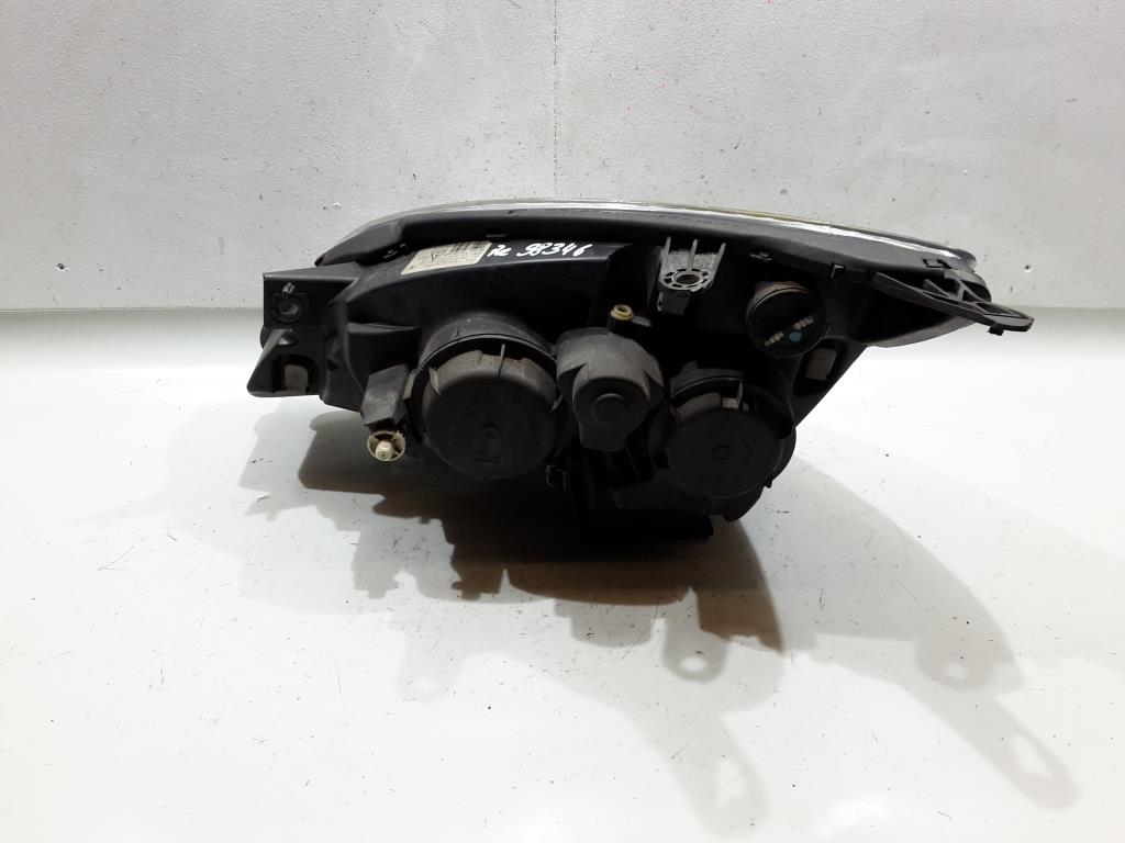 Citroen C5 BJ 2003 Scheinwerfer vorn rechts Lampe Xenon 96442752