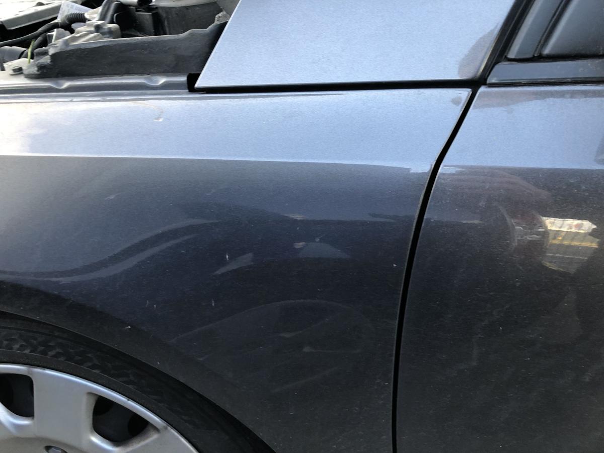 Peugeot 308 SW T9 Kotfl&uuml;gel links Fender KKS Moka grau