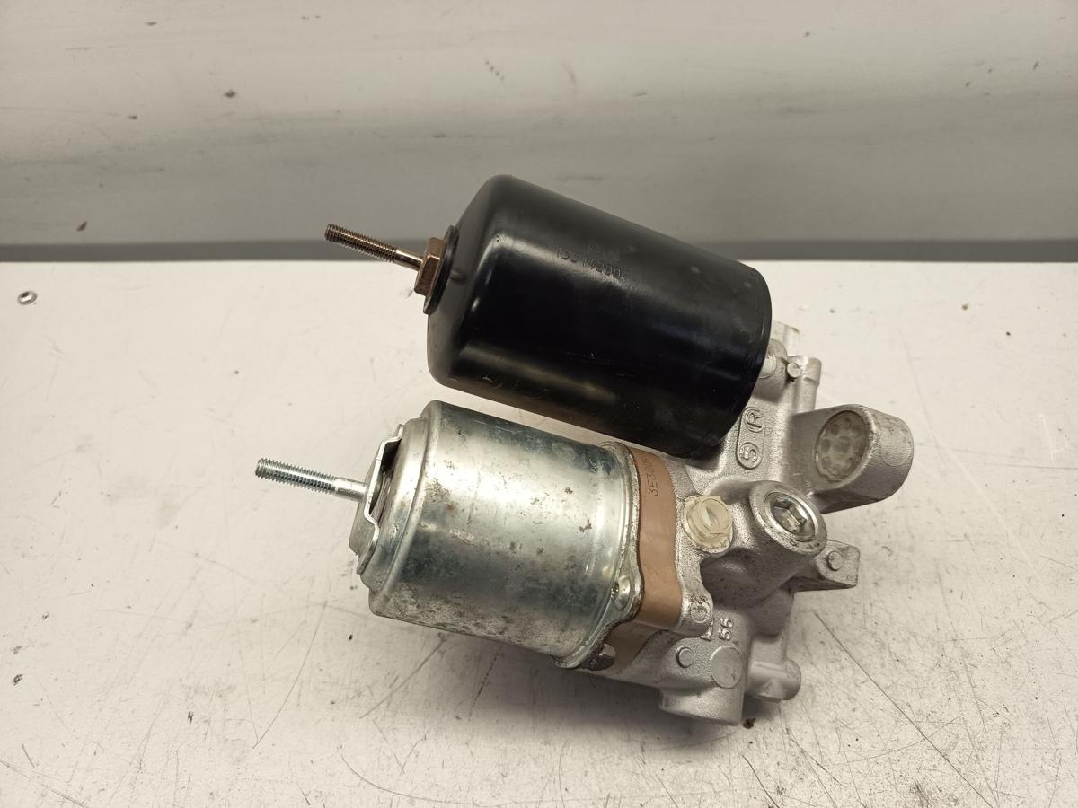 Toyota Auris E18 original Bremskraftverst&auml;rker ABS 4707012010 Hydraulik Bj 2013