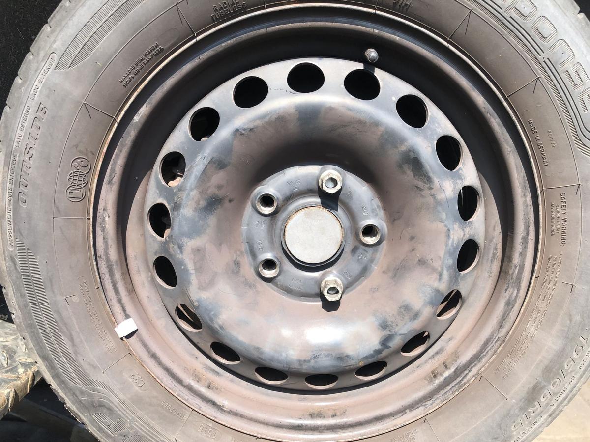 Golf Plus 5M original Satz Stahlfelgen 6x15 ET47 OHNE Reifen 1K0601027T