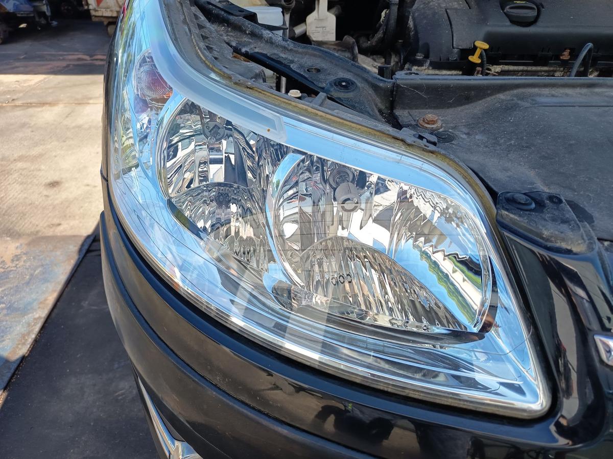 Citroen C4 Facelift Hauptscheinwerfer rechts Halogen Front Licht Bj 2009