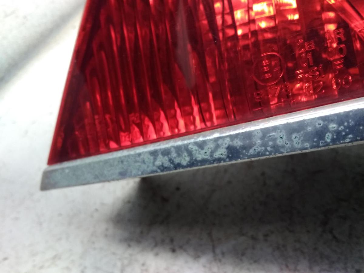 Ford Mondeo 3 orig R&uuml;ckleuchte Heckleuchte rechts Limo Flie&szlig;heck ab05/2005 BJ06