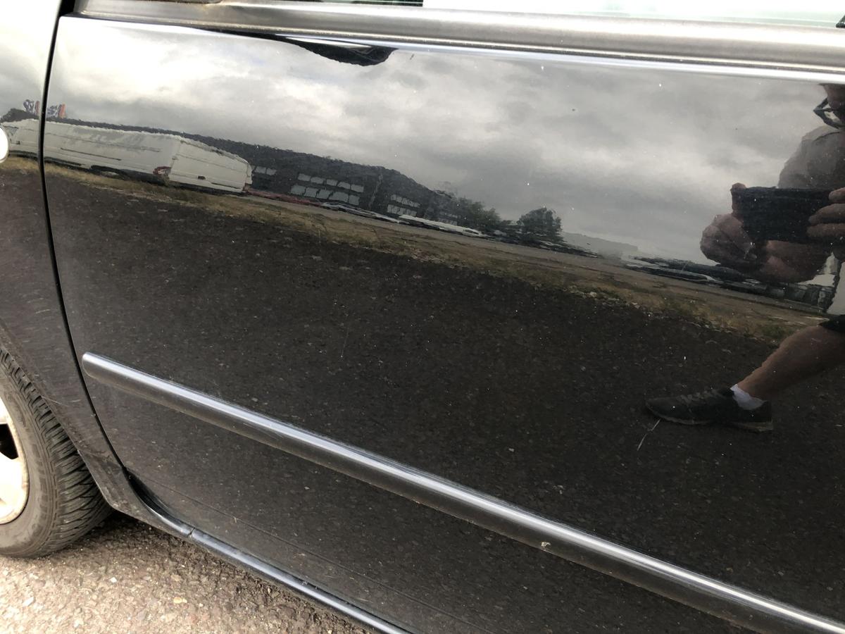 VW Lupo 6X T&uuml;r vorn links Fahrert&uuml;r Rohbau L041 Brillantschwarz f&uuml;r man. FH