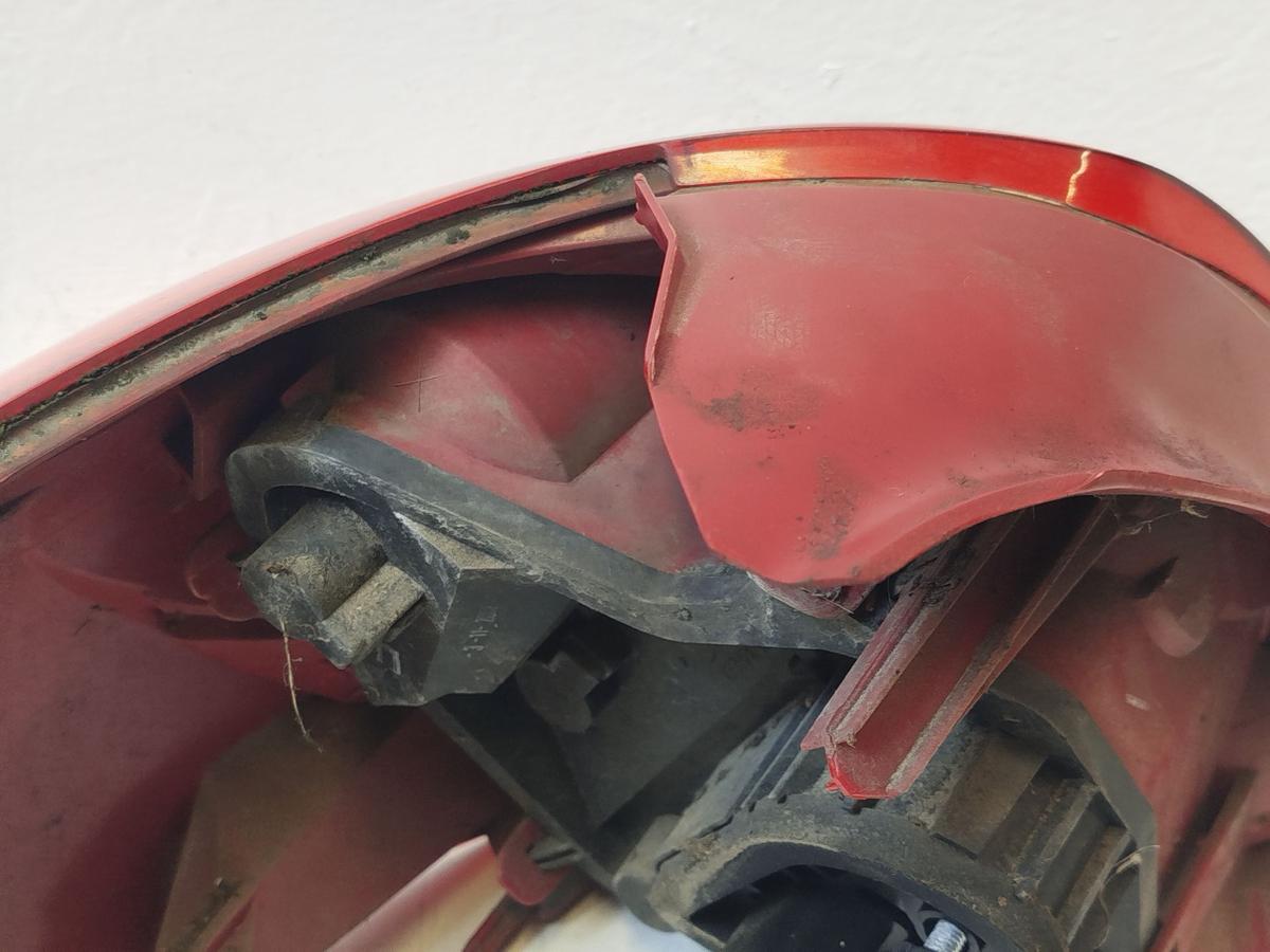 Peugeot 207 SW WE R&uuml;ckleuchte rechts R&uuml;cklicht Heckleuchte Kombi OEM