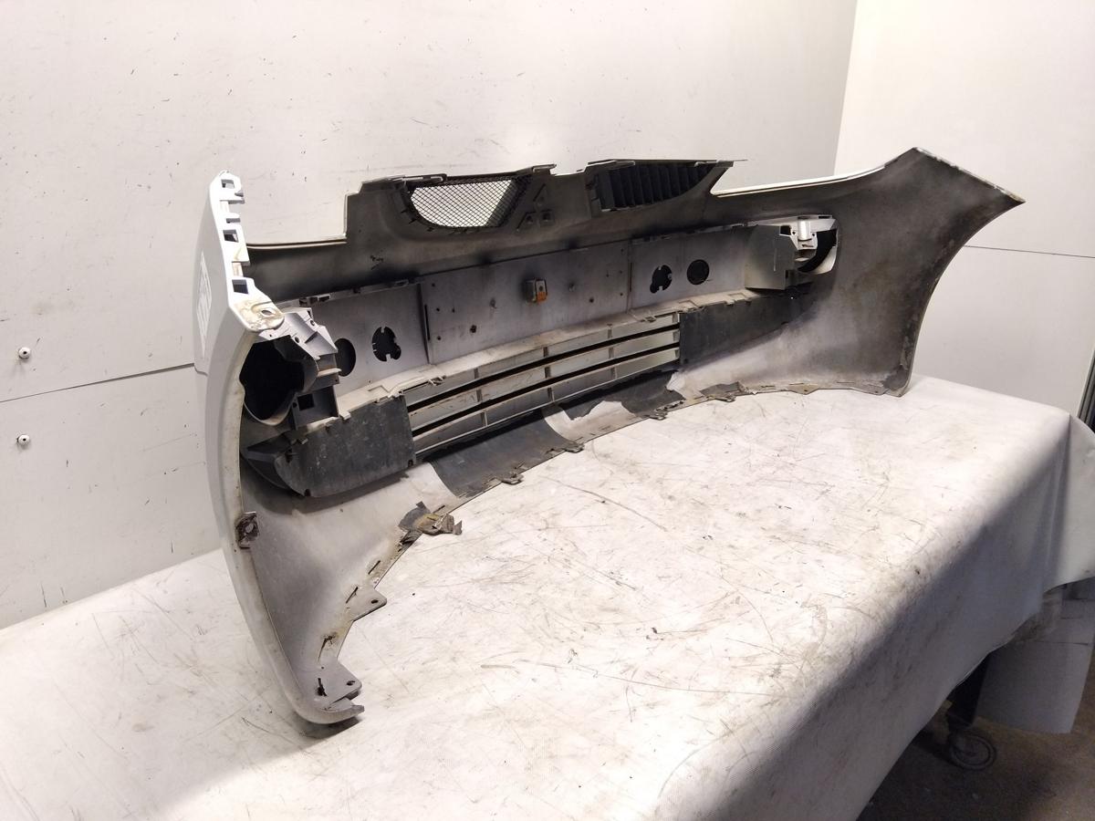 Mitsubishi Colt Z30 original Sto&szlig;f&auml;nger Sto&szlig;stange vorn silbermetallic BJ2007