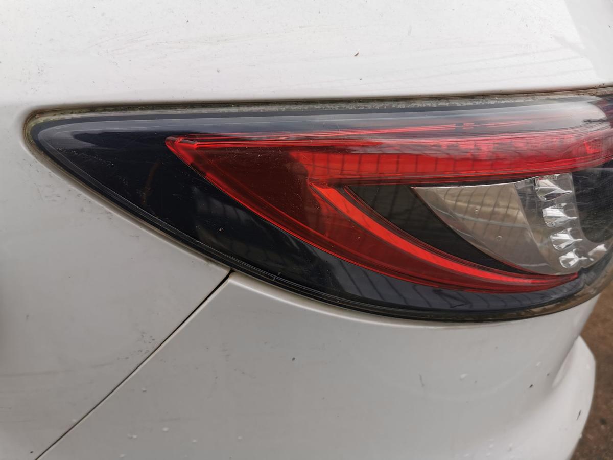 Mazda 6 GH Kombi Rückleuchte Schlussleuchte Rücklicht hinten aussen links 10-12