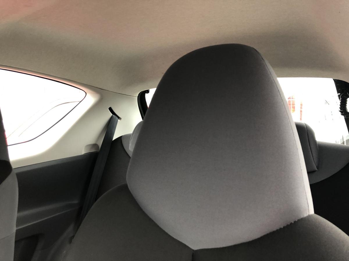 Citroen C1 Typ P Sitz vorn links Fahrersitz ohne Heizung nur f&uuml;r 3 t&uuml;rer