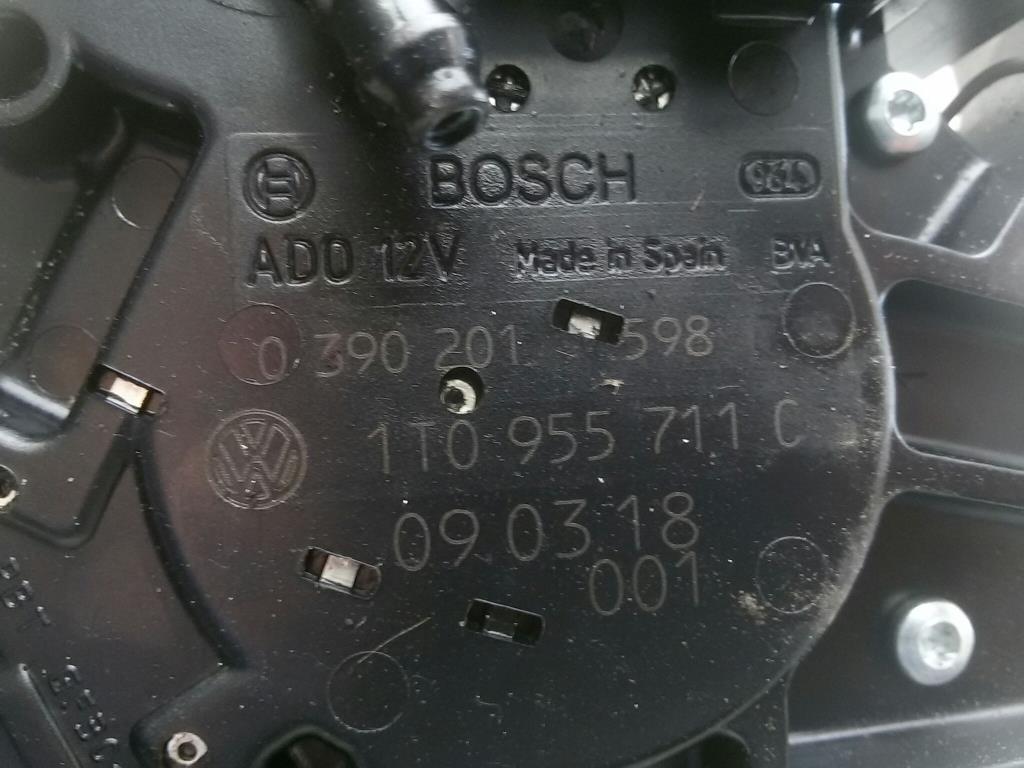 VW Caddy 2K Heckwischermotor 0390201598 BOSCH BJ2009