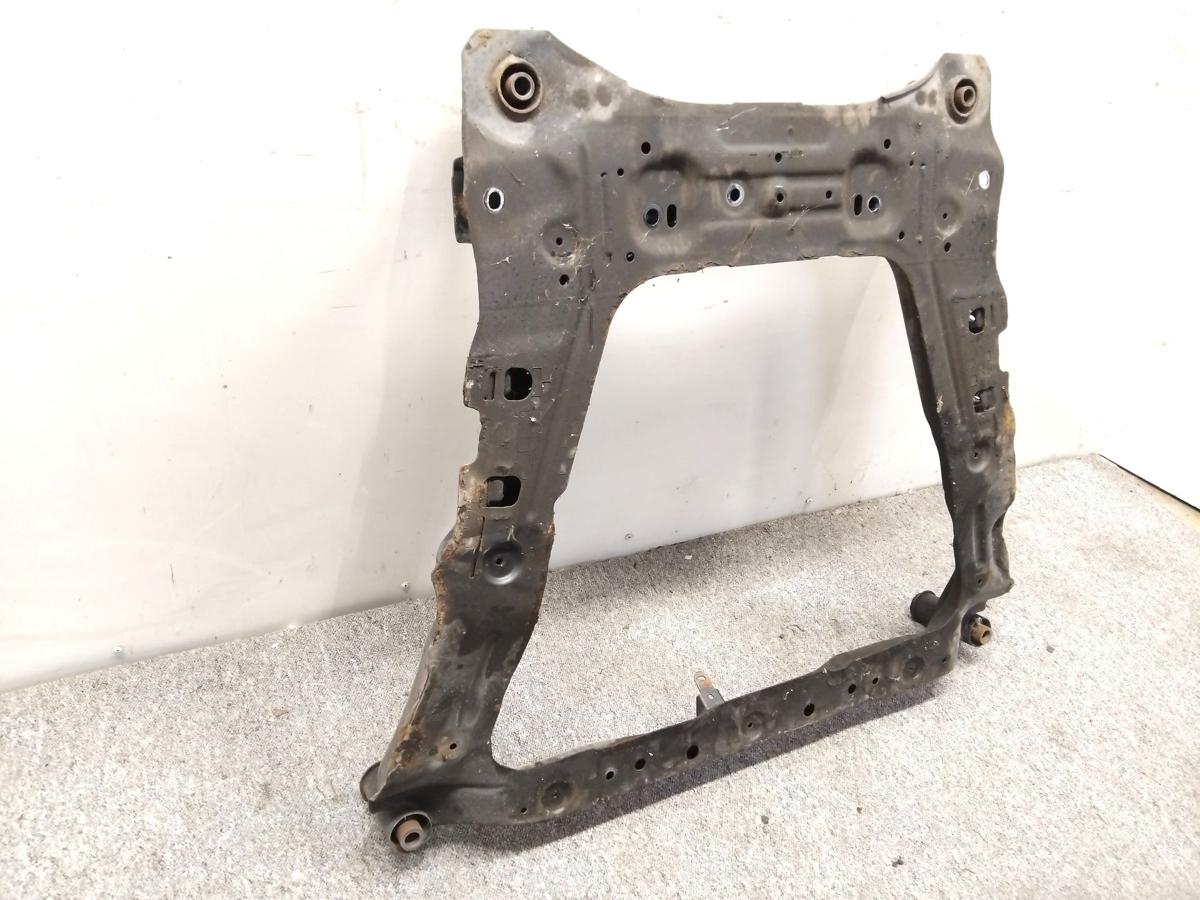 Nissan Qashqai J10 original Vorderachstr&auml;ger Aggregatetr&auml;ger 2.0 104kw Bj.2011