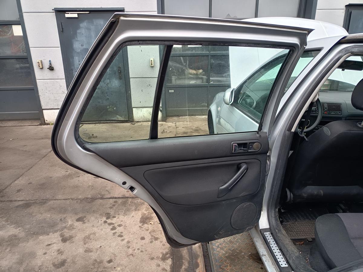 VW Golf IV original T&uuml;r hinten links LA7W Reflexsilber Baujahr 2002
