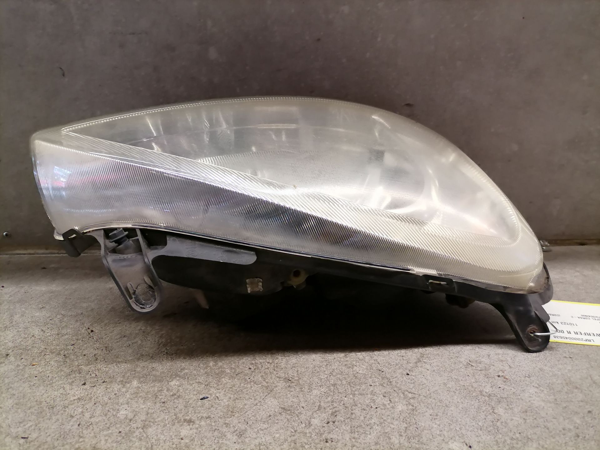 Opel Corsa C Scheinwerfer rechts Halogen Lampe Valeo 9196232 BJ00-03