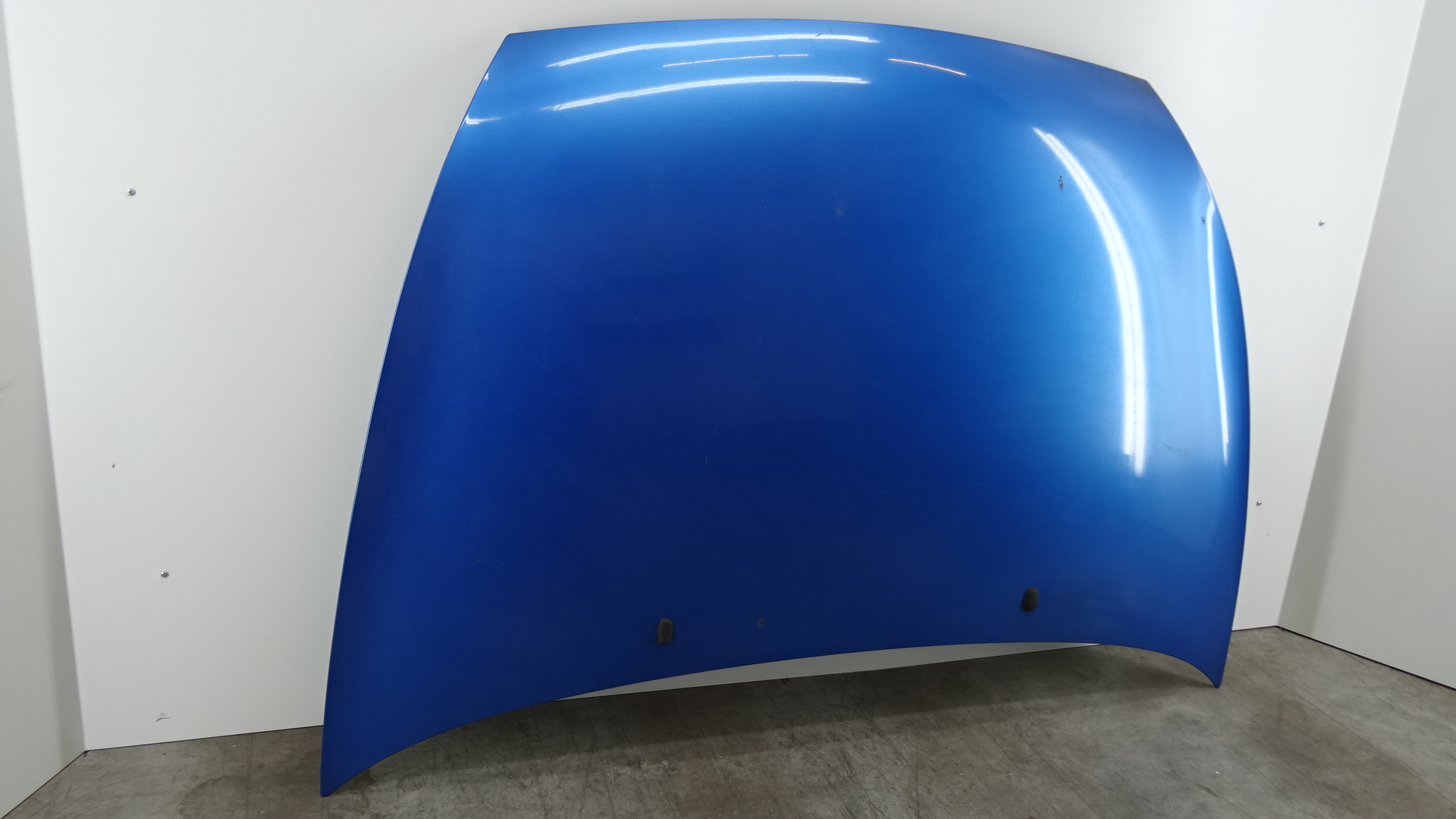 Ford KA RBT BJ2004 Motorhaube Farbe blau mit Reinigungsdüsen