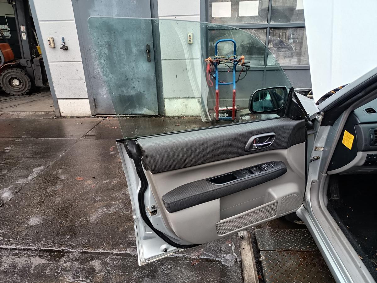 Subaru Forester SG original T&uuml;r vorne links 01G Silber Baujahr 2005