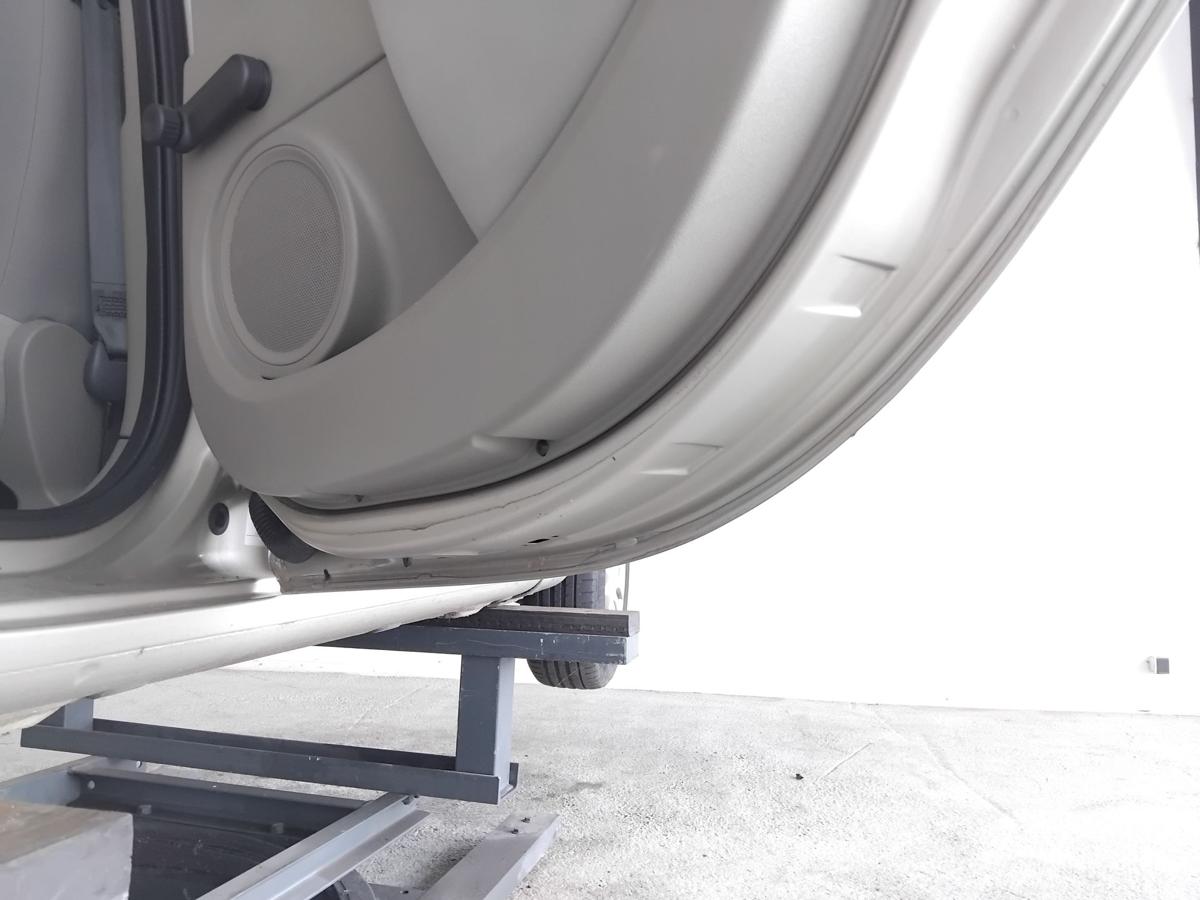 Renault Clio 3 T&uuml;r hinten rechts TED11 Beige Poivre BJ2005 Flie&szlig;heck