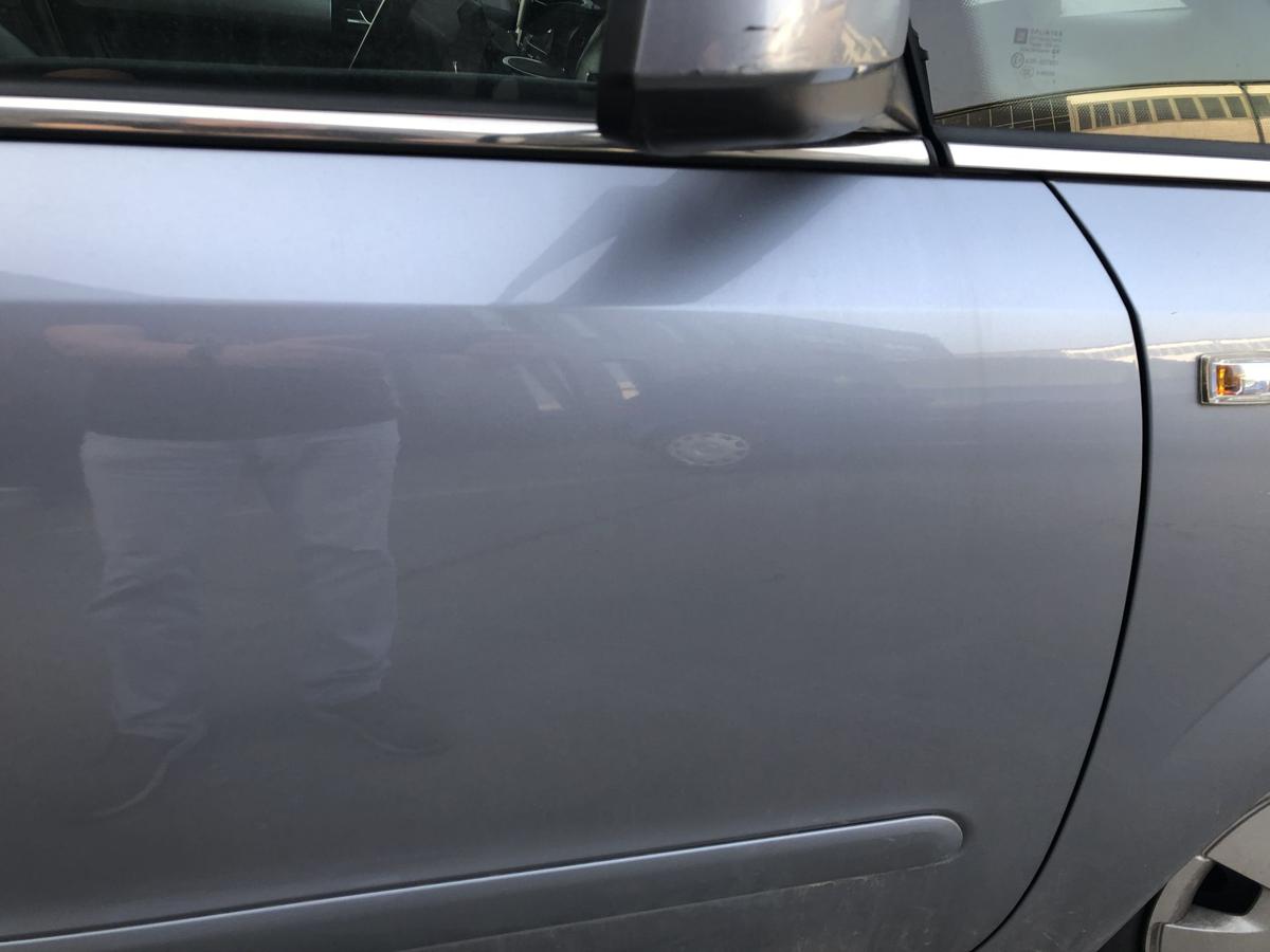 Opel Zafira B T&uuml;r vorn rechts Beifahrert&uuml;r im Rohbau 4AU Lichtsilber Metallic