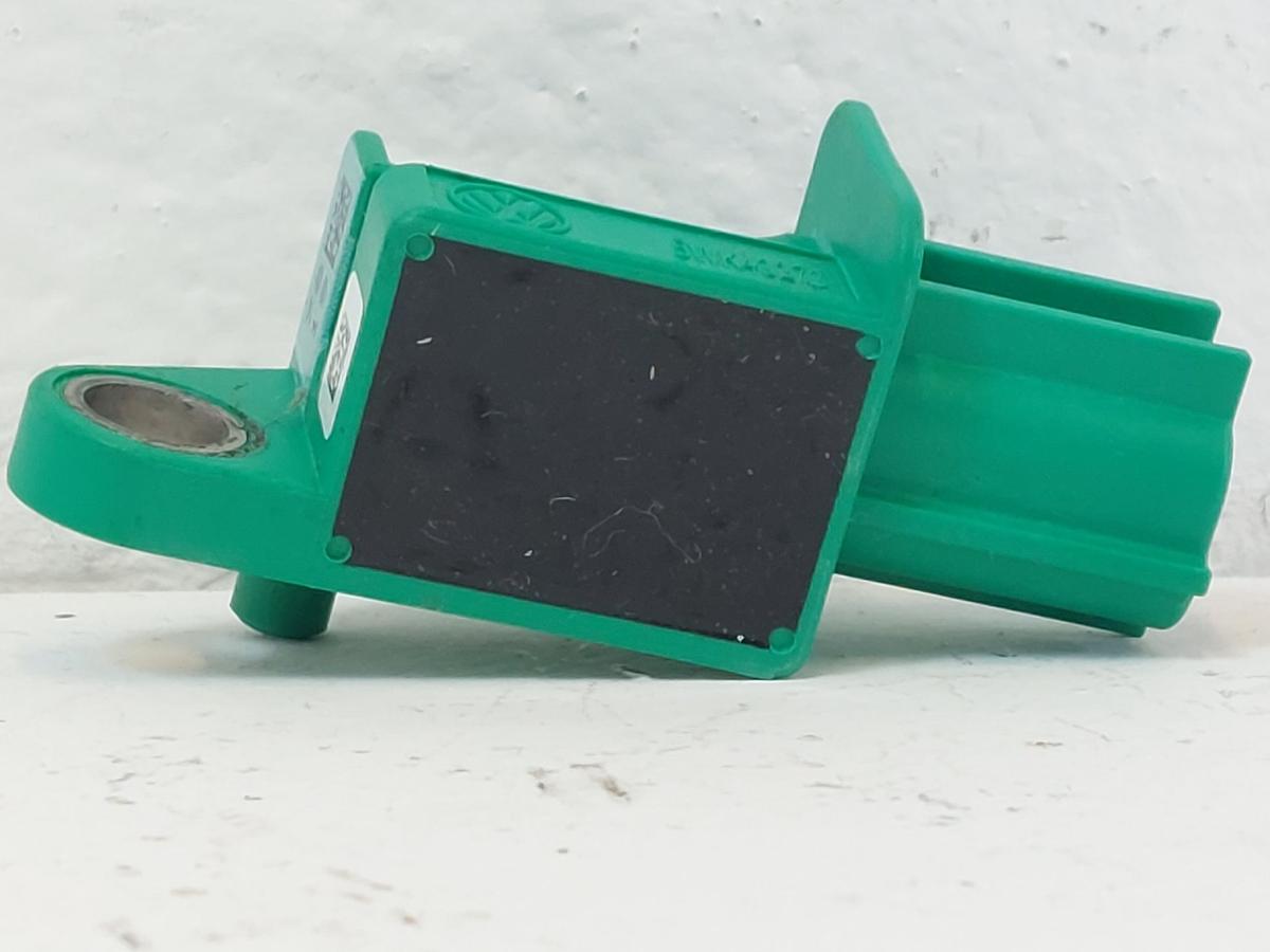 VW Audi Skoda Seat Airbagsensor Aufprallsensor Crashsensor Sensor OEM