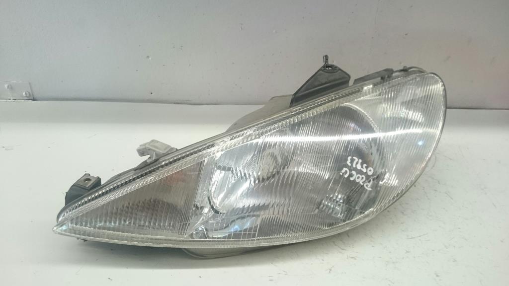 Peugeot 206 BJ 2001 Scheinwerfer vorn links Lampe 9640559580 Valeo