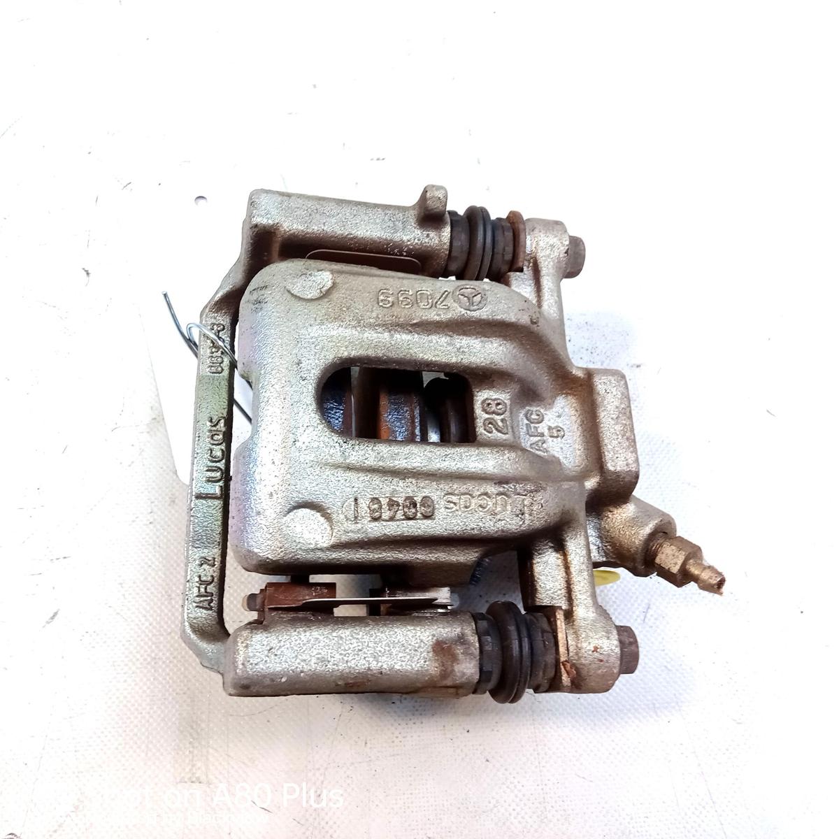 Mercedes A-Klasse W168 original Bremssattel Hinterachse rechts mit Tr&auml;ger Bj2000