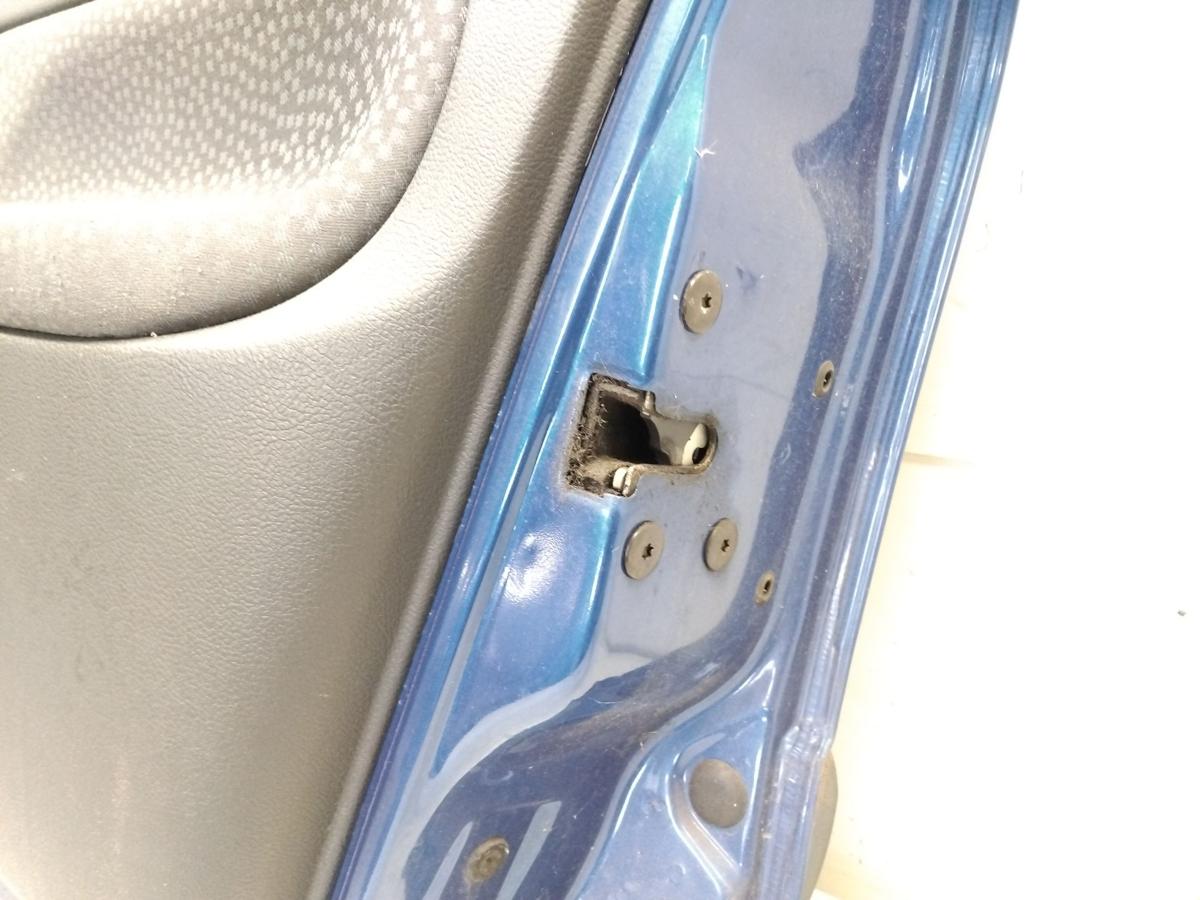 Renault Clio 2 T&uuml;r vorn rechts Beifahrert&uuml;r 5-T&uuml;rer RNA Bleu Extreme Nacre BJ07