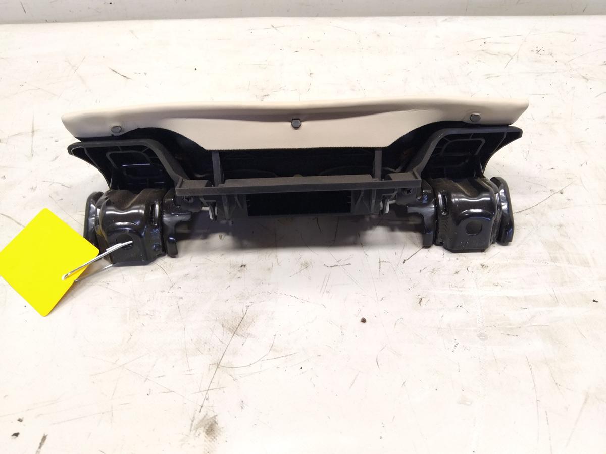 Tesla Model S 2.Facelift original Klappe Isofix Rücksitz Leder cream Bj.2023