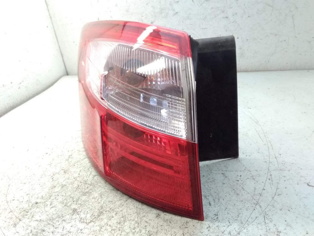 Ford Focus 3 DYB Turnier original R&uuml;ckleuchte Heckleuchte links Kombi BJ2011