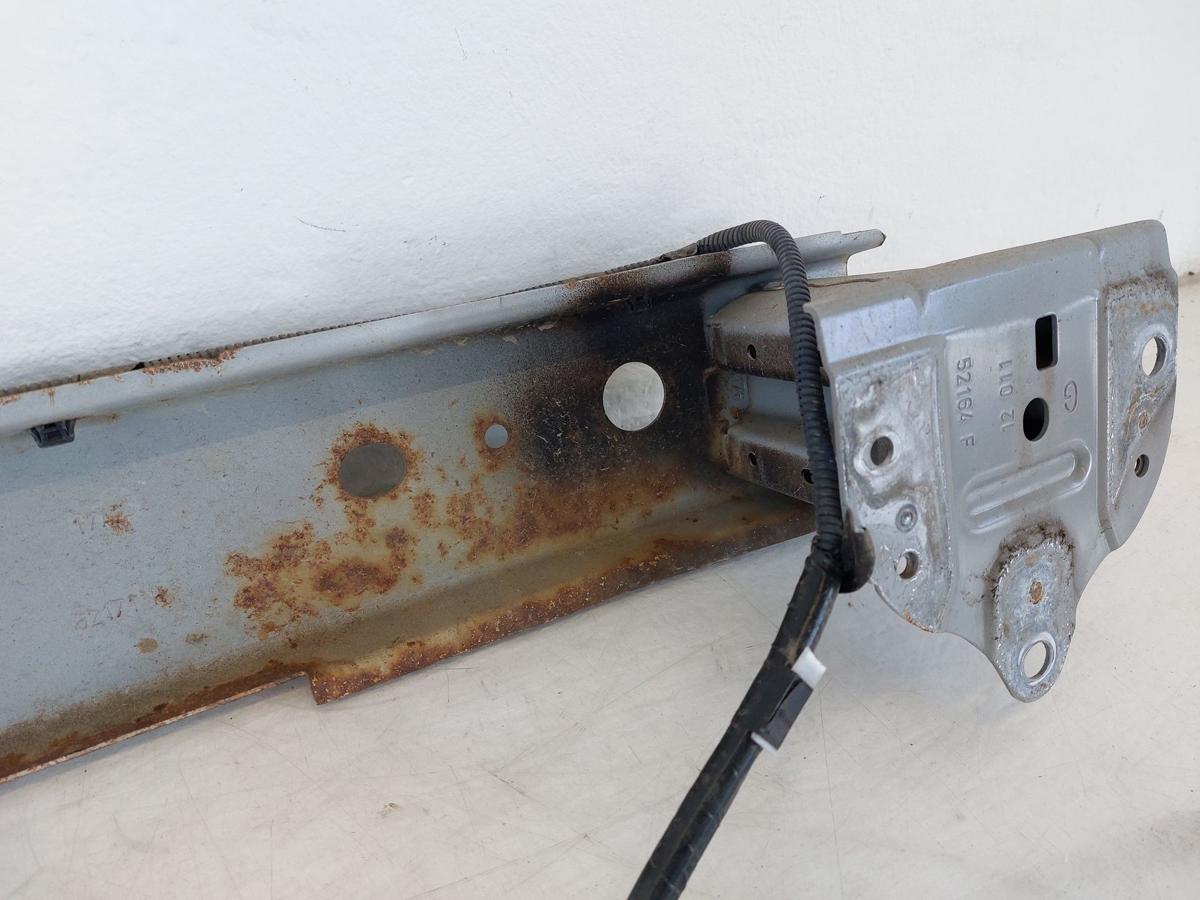 Toyota Yaris XP13 Tr&auml;ger Sto&szlig;f&auml;nger hinten Pralltr&auml;ger Sto&szlig;f&auml;ngertr&auml;ger