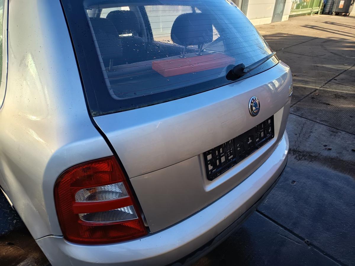 Skoda Fabia 6Y Limo original Heckklappe mit Scheibe F7T Diamantsilber Bj 2002