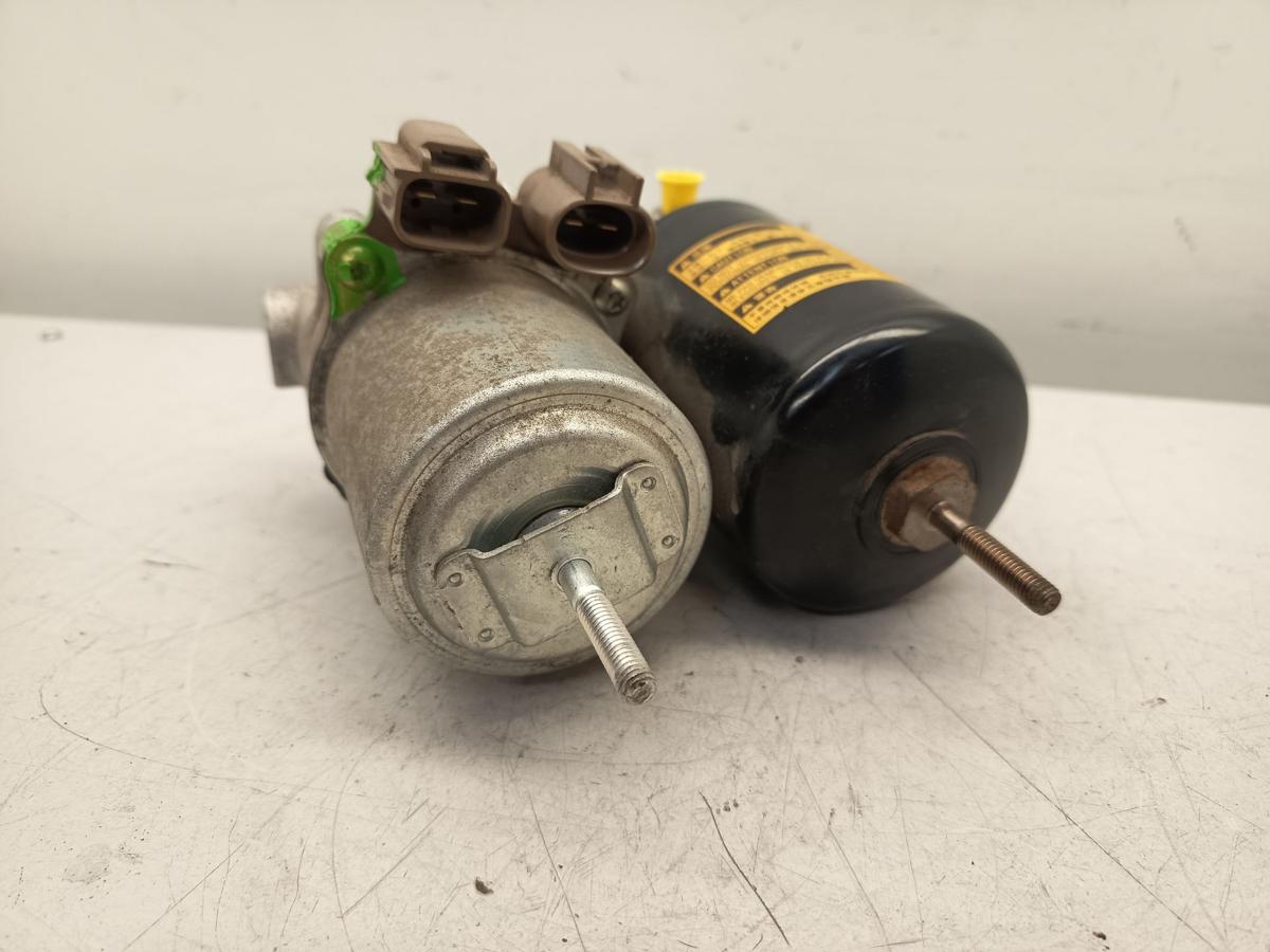 Toyota Auris E18 original Bremskraftverst&auml;rker ABS 4707012010 Hydraulik Bj 2013