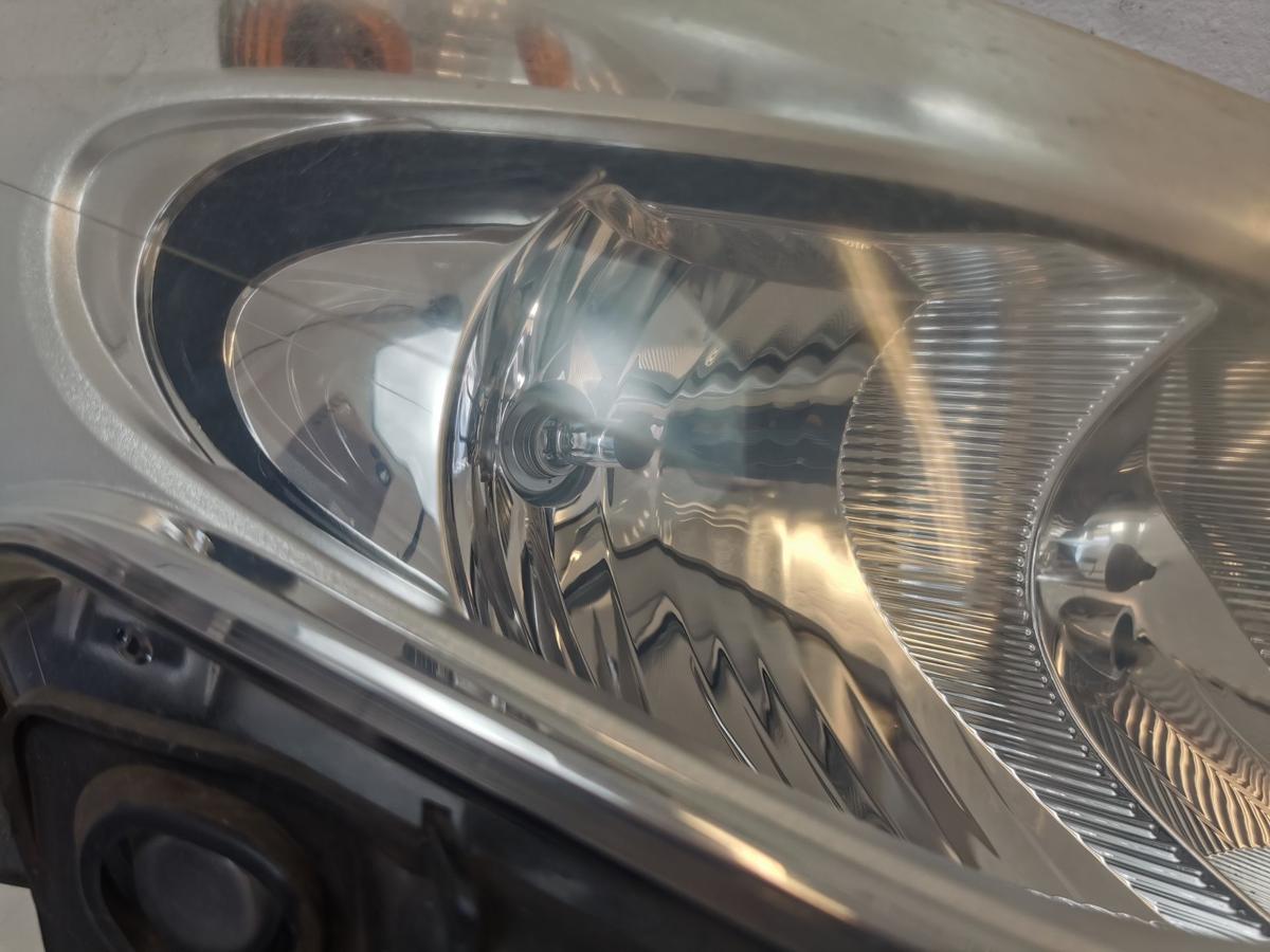 Renault Clio 3 III Grandtour Scheinwerfer rechts Frontscheinwerfer Halogen ab09