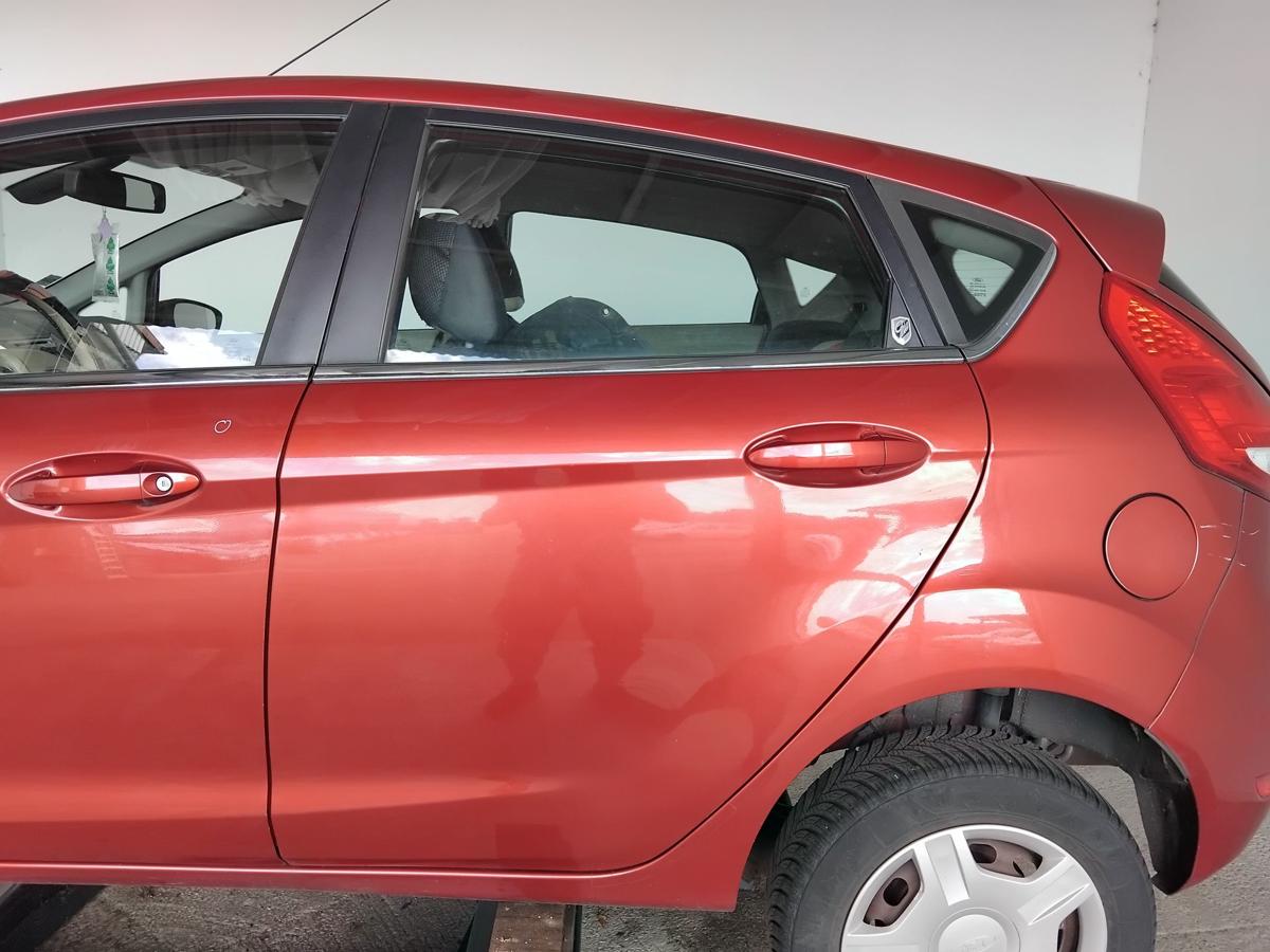 Ford Fiesta JA8 T&uuml;r hinten links tangorotmetallic BJ2010