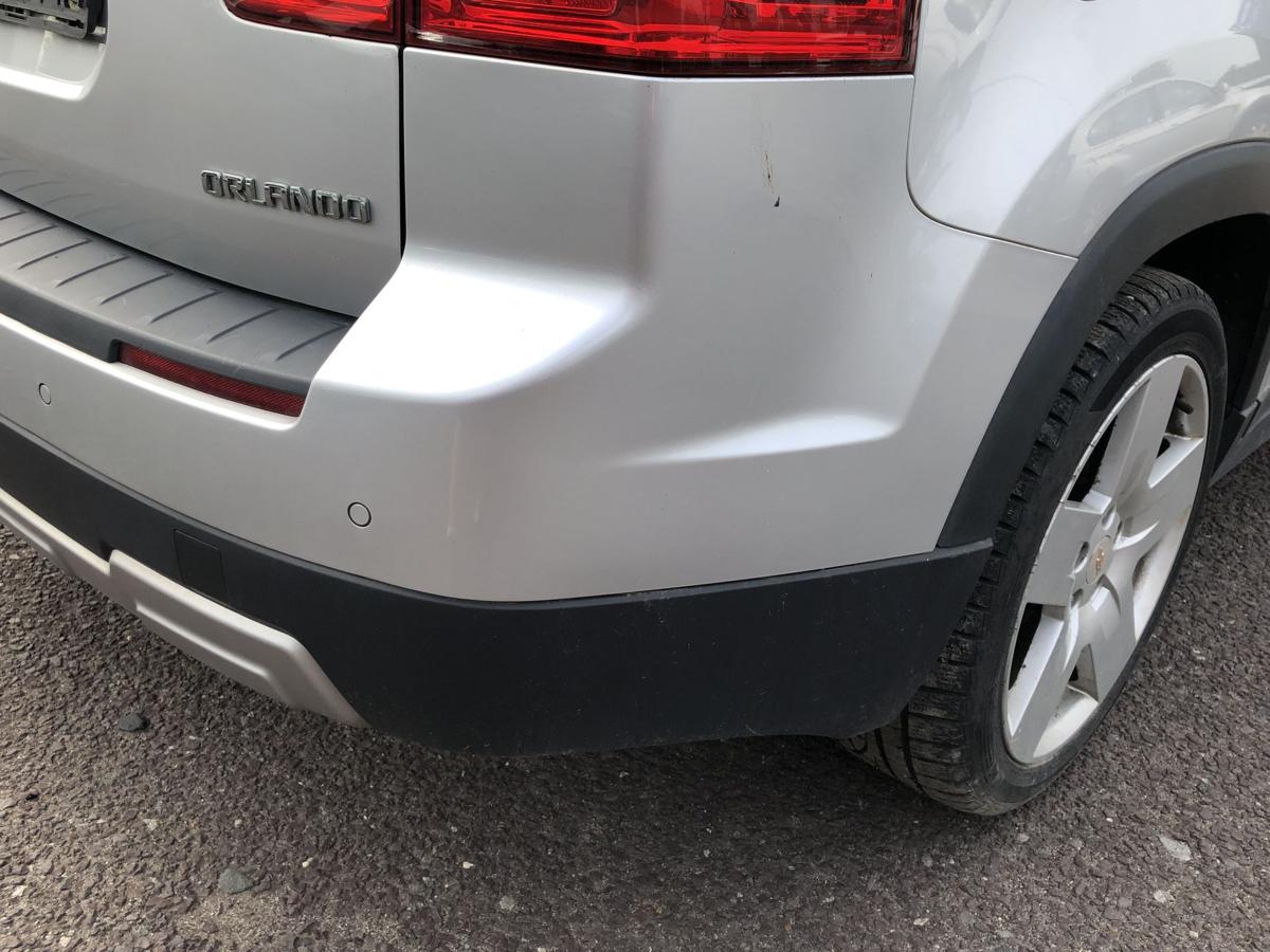 Chevrolet Orlando KL1Y Sto&szlig;f&auml;nger hinten Hecksch&uuml;rze mit PDC GAN Silber