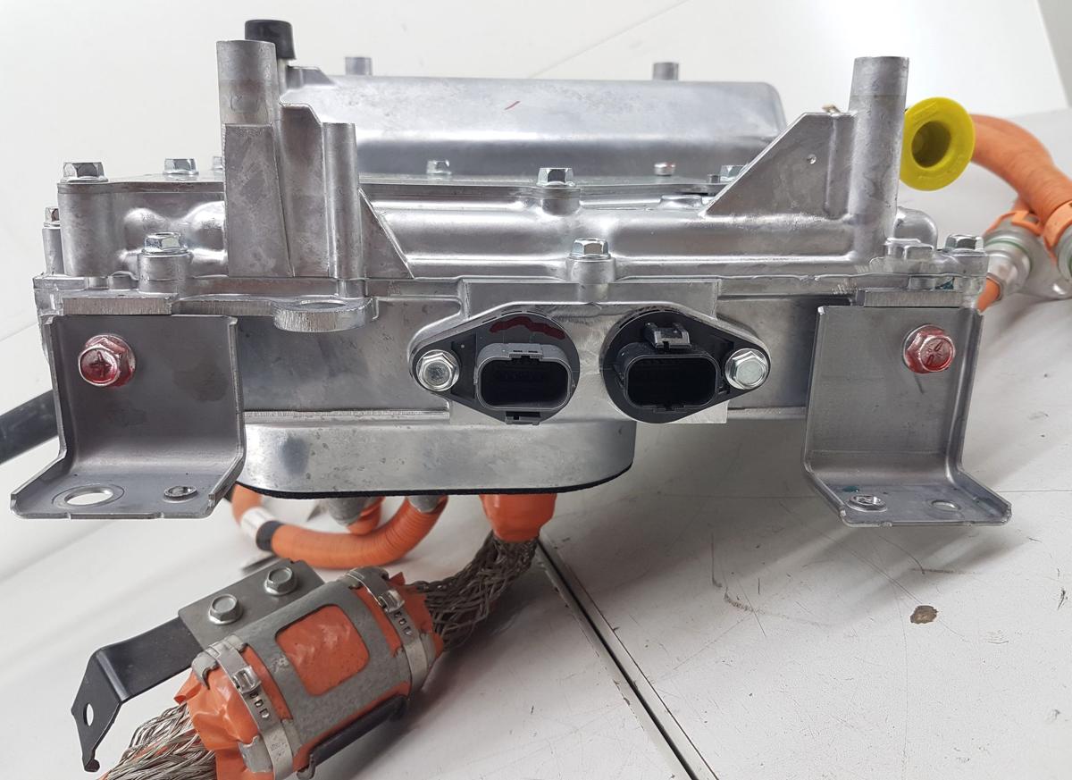 Mitsubishi Eclipse Cross Steuerger&auml;t Elektromotor hinten Bj2023 Inverter