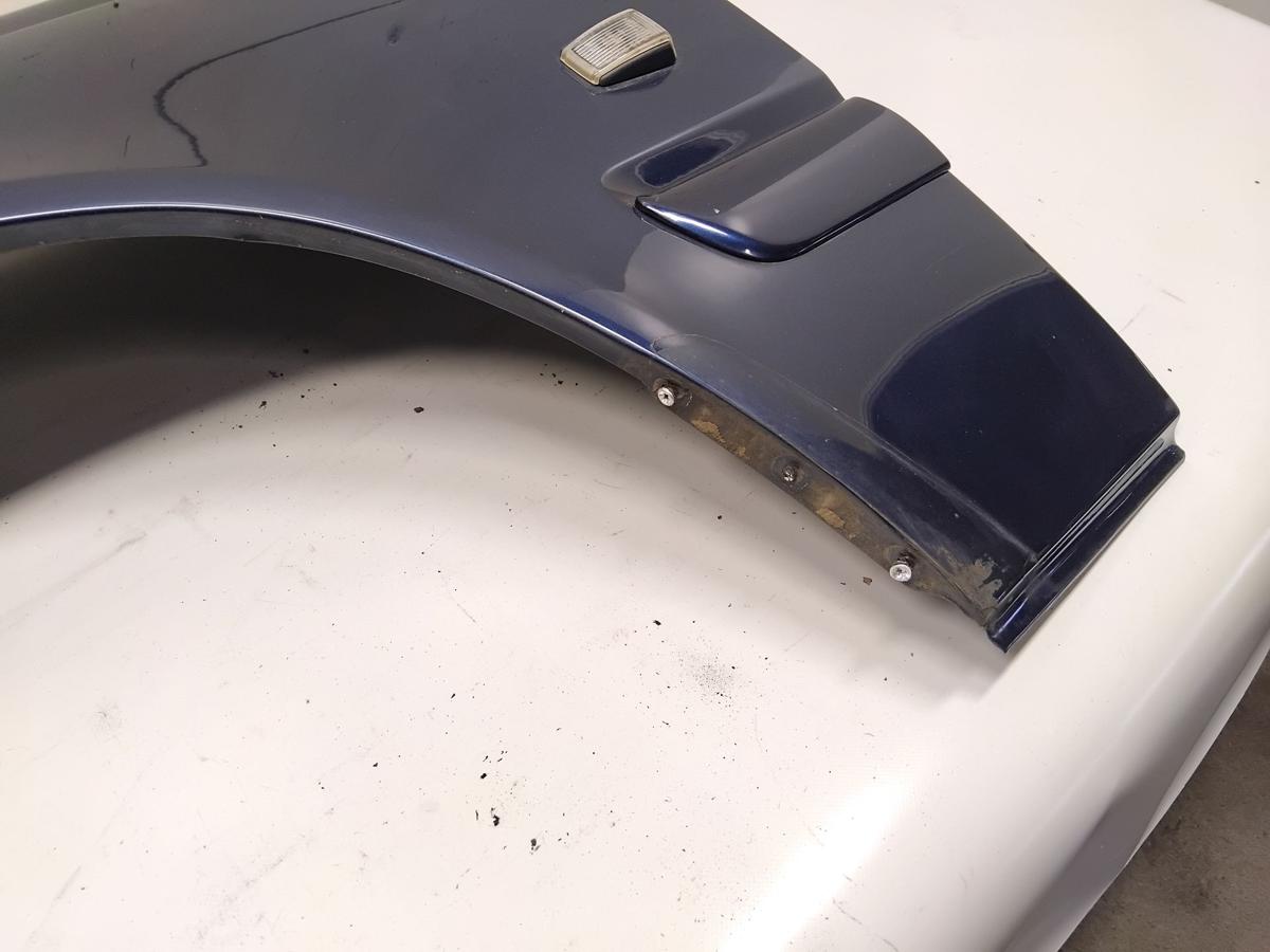 Volvo V70 S70 original Kotfl&uuml;gel vorn links 41726 Royalblau Metallic BJ1998