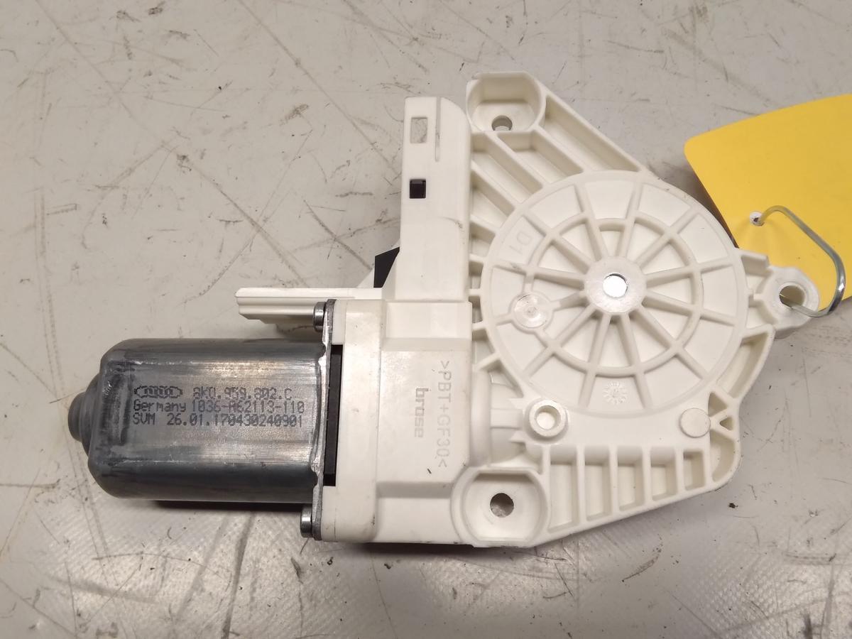 Audi A1 8X original Fensterhebermotor vorn rechts 8K0959802C Bj.2017