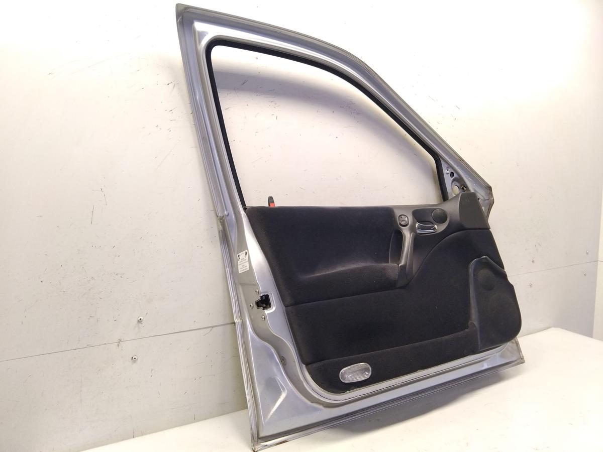 Opel Vectra B Facelift T&uuml;r vorn links Fahrert&uuml;r starsilbermetallic Z147 Bj.2000
