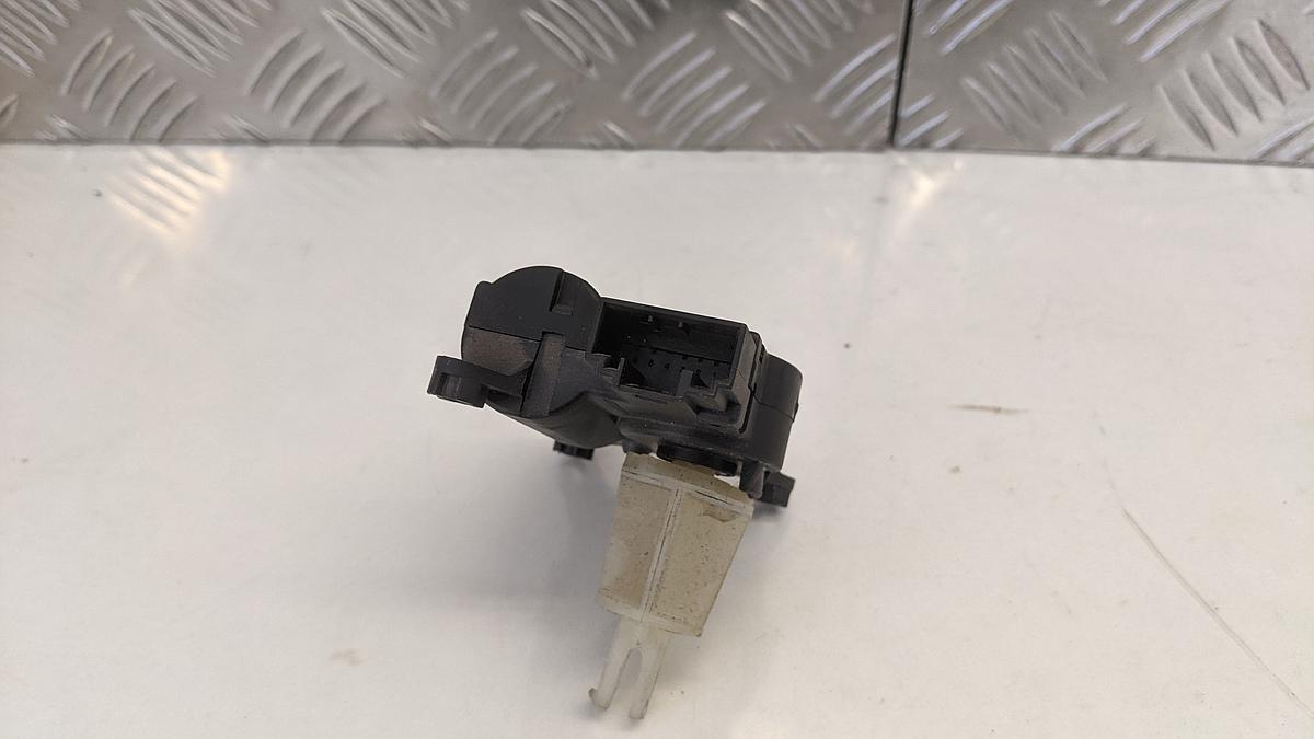 Fiat Doblo Typ 263 Stellmotor Heizungsklappe 3093840