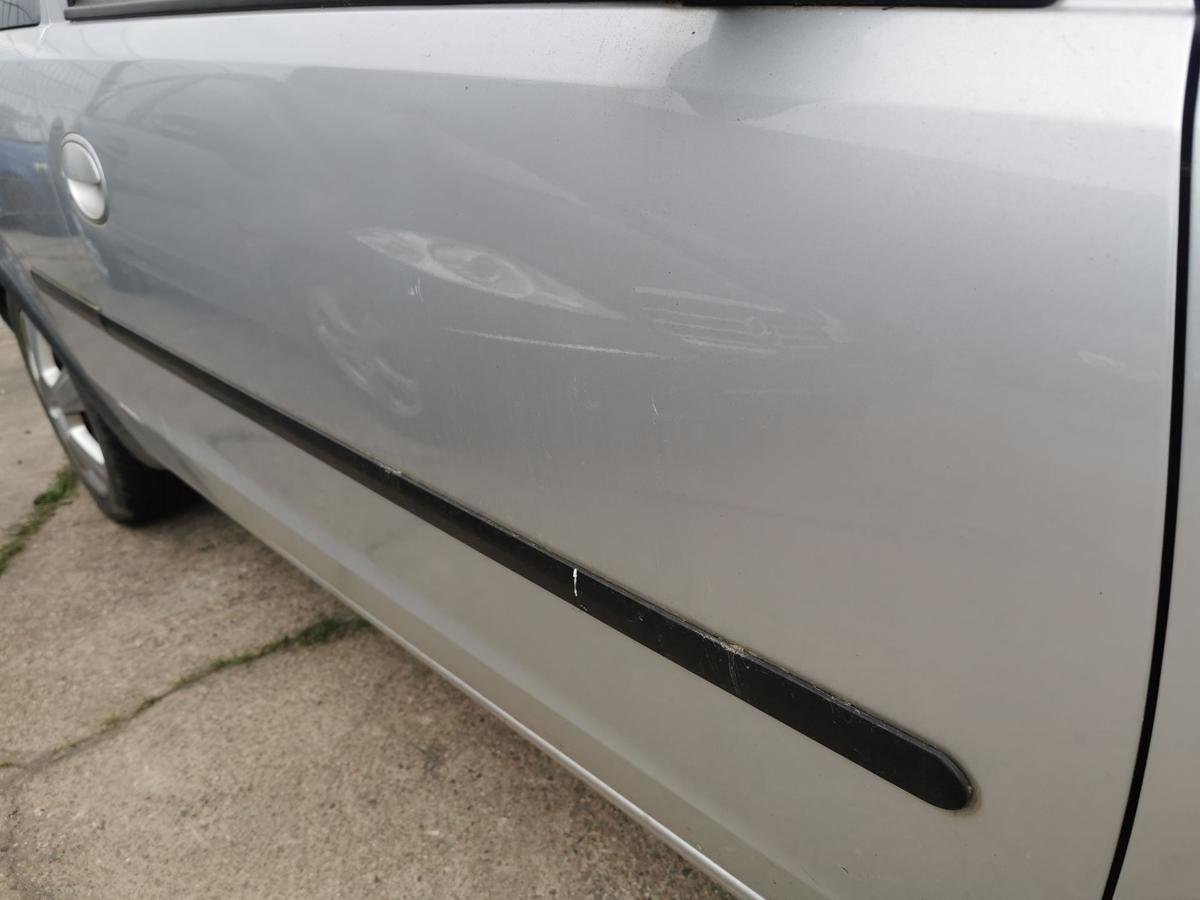 Opel Corsa C Beifahrert&uuml;r T&uuml;r Autot&uuml;r Rohbaut&uuml;r vorn rechts 3trg Z157 Starsilber