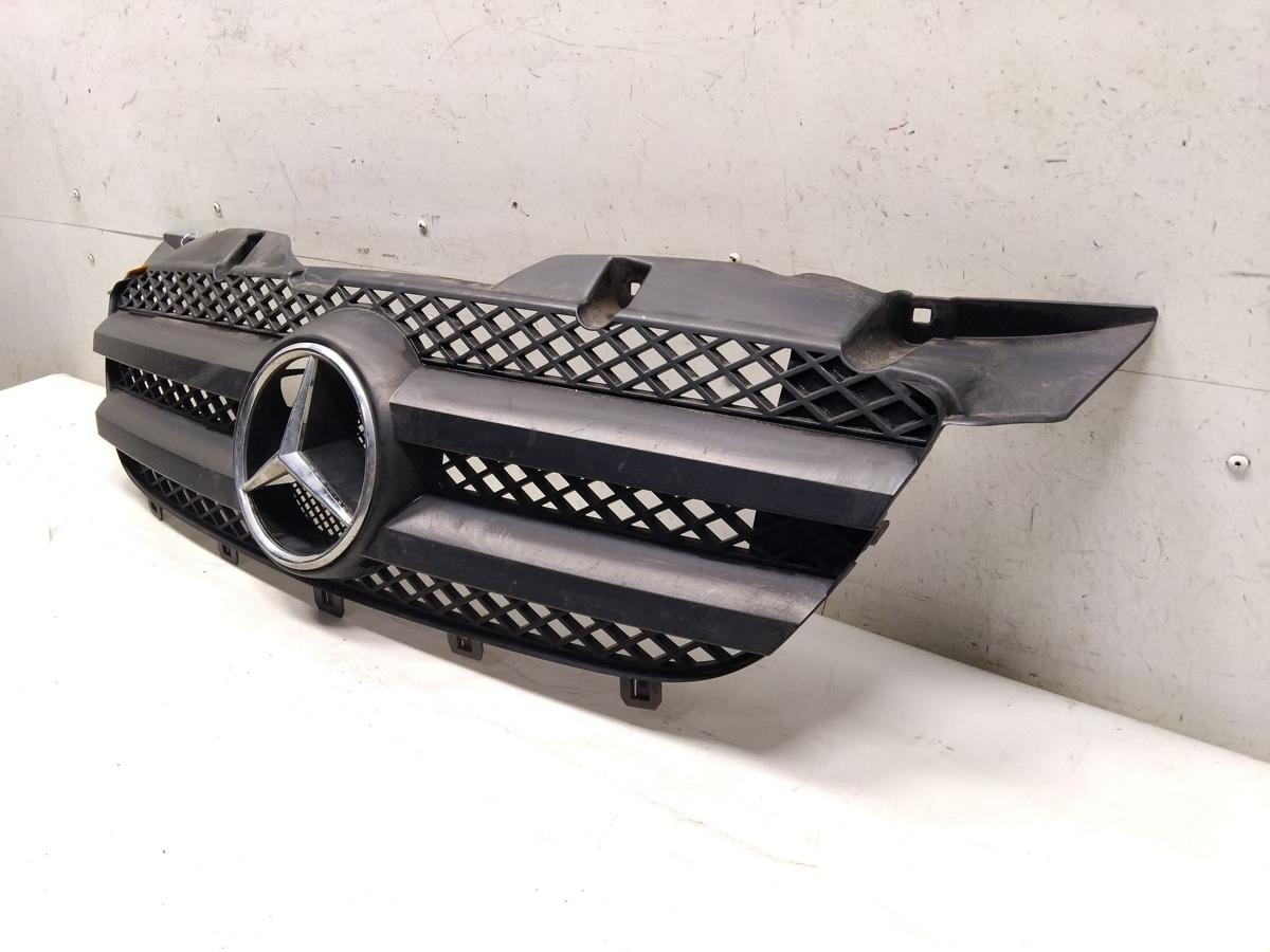 Mercedes Benz Sprinter 2 906 original K&uuml;hlergrill mit Emblem Bj.2006