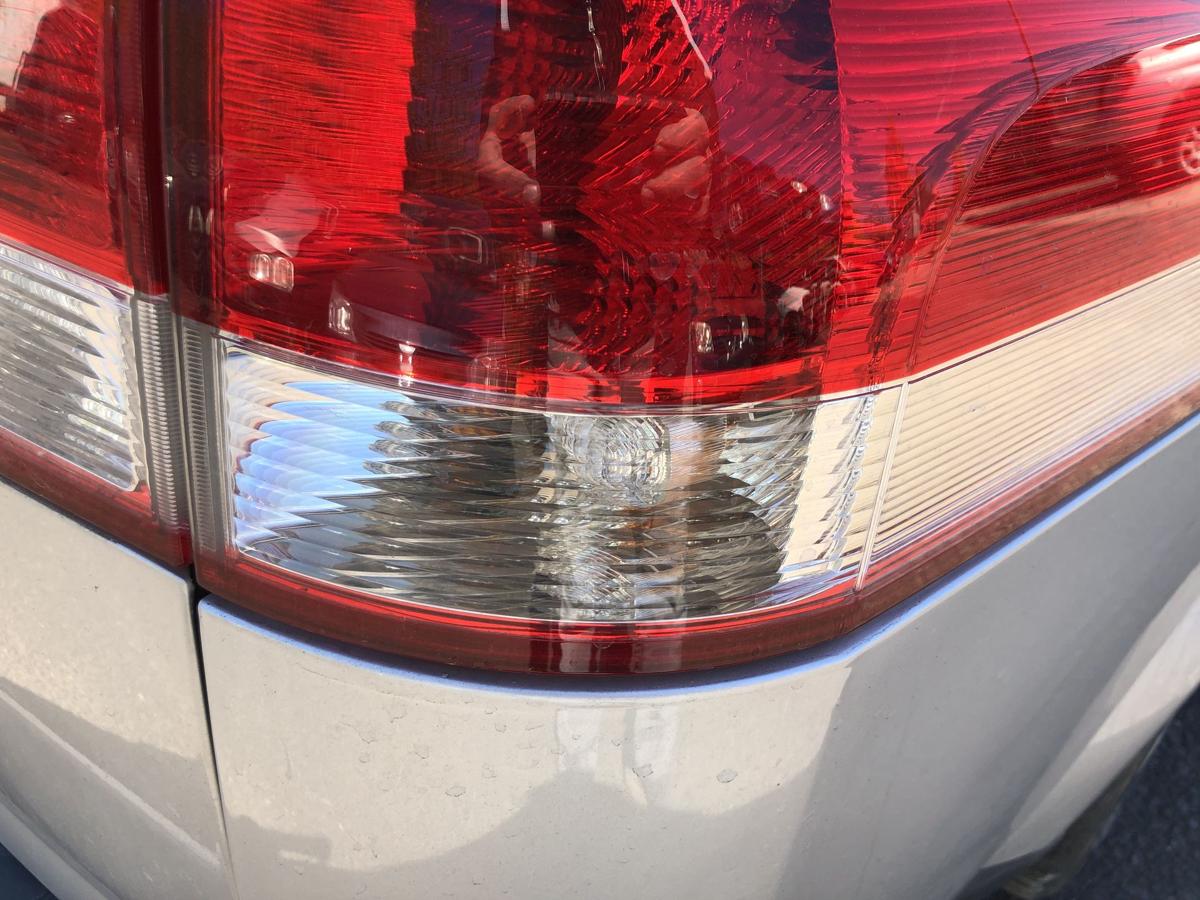 Opel Vectra C Caravan ab 05 R&uuml;ckleuchte au&szlig;en rechts Ecke Kombi rot silber