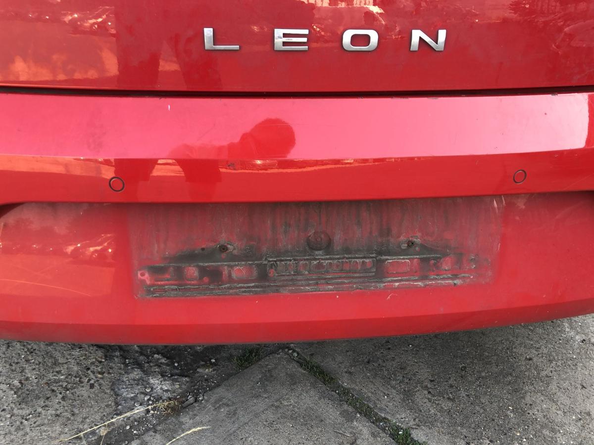 Seat Leon 5F Sto&szlig;f&auml;nger hinten Hecksch&uuml;rze f&uuml;r 3 und 5 t&uuml;rer LS3H Emocion Rot