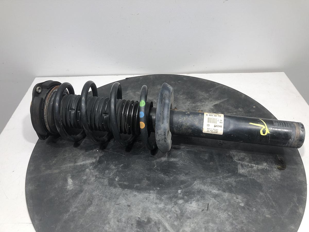 VW Passat 3C Variant orig Federbein vorn rechts 3C0413031N Bj 2011