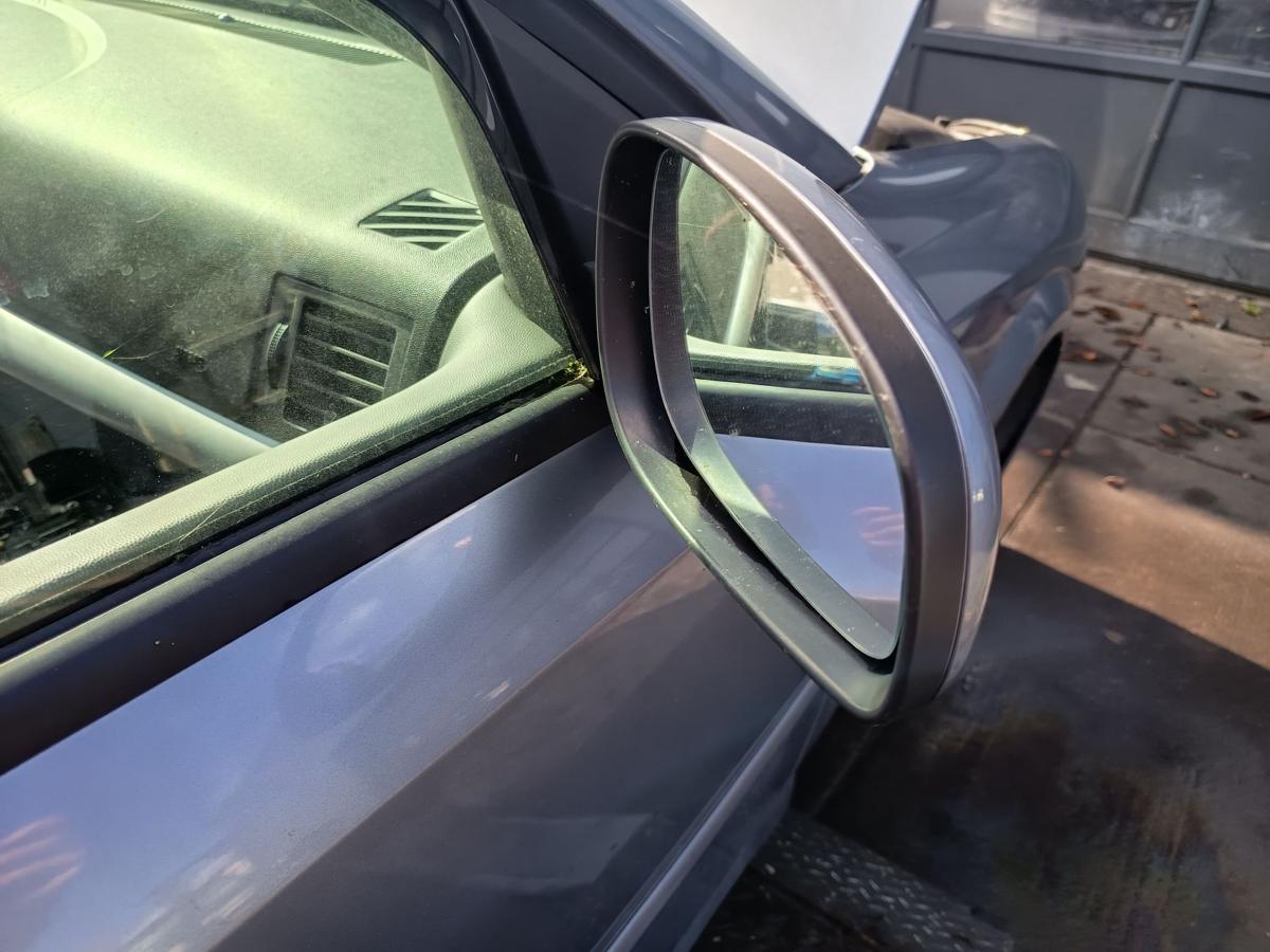 Opel Vectra C original Aussenspiegel rechts elektrisch Z163 Lichtsilber Bj 2004 Opel Vectra C original Aussenspiegel rechts elektrisch Z163 Lichtsilber Bj 2004