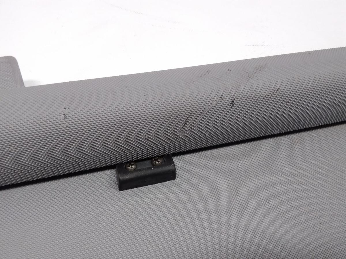 VW Bora und Golf 4 Variant Laderaumrollo Kofferraumabdeckung hellgrau Bj.1999