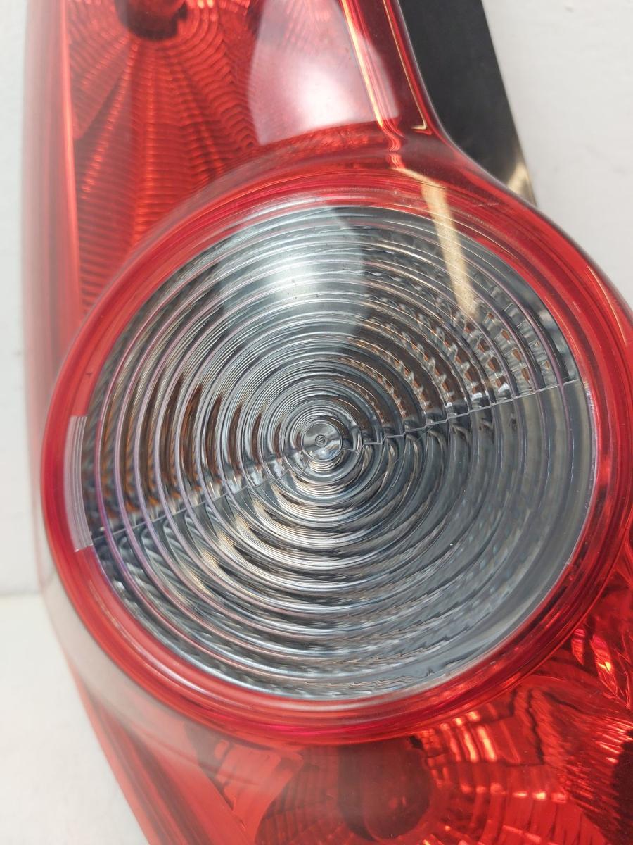 Opel Agila B Typ FXB R&uuml;ckleuchte links R&uuml;cklicht Heckleuchte OEM Schlusslicht