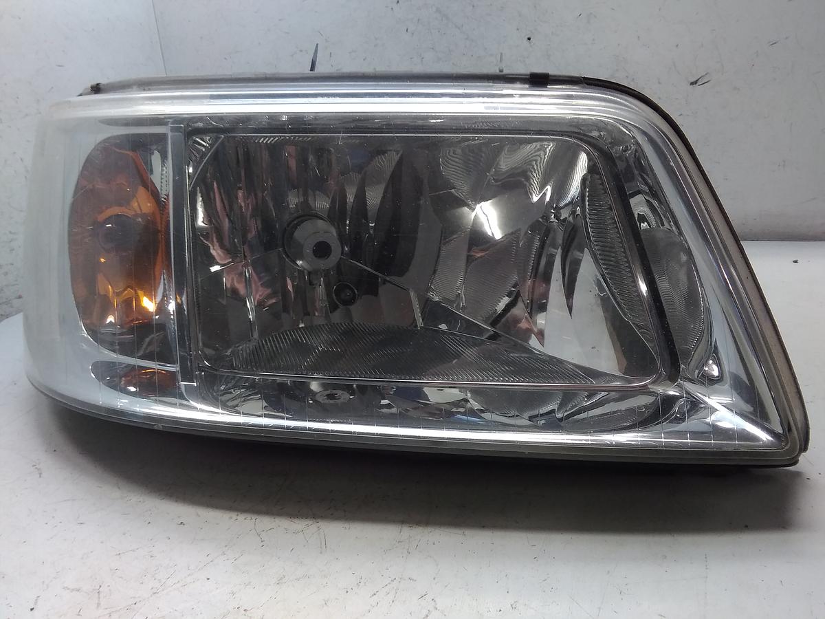 VW T5 Bj.2006 original Scheinwerfer vorn rechts Halogen